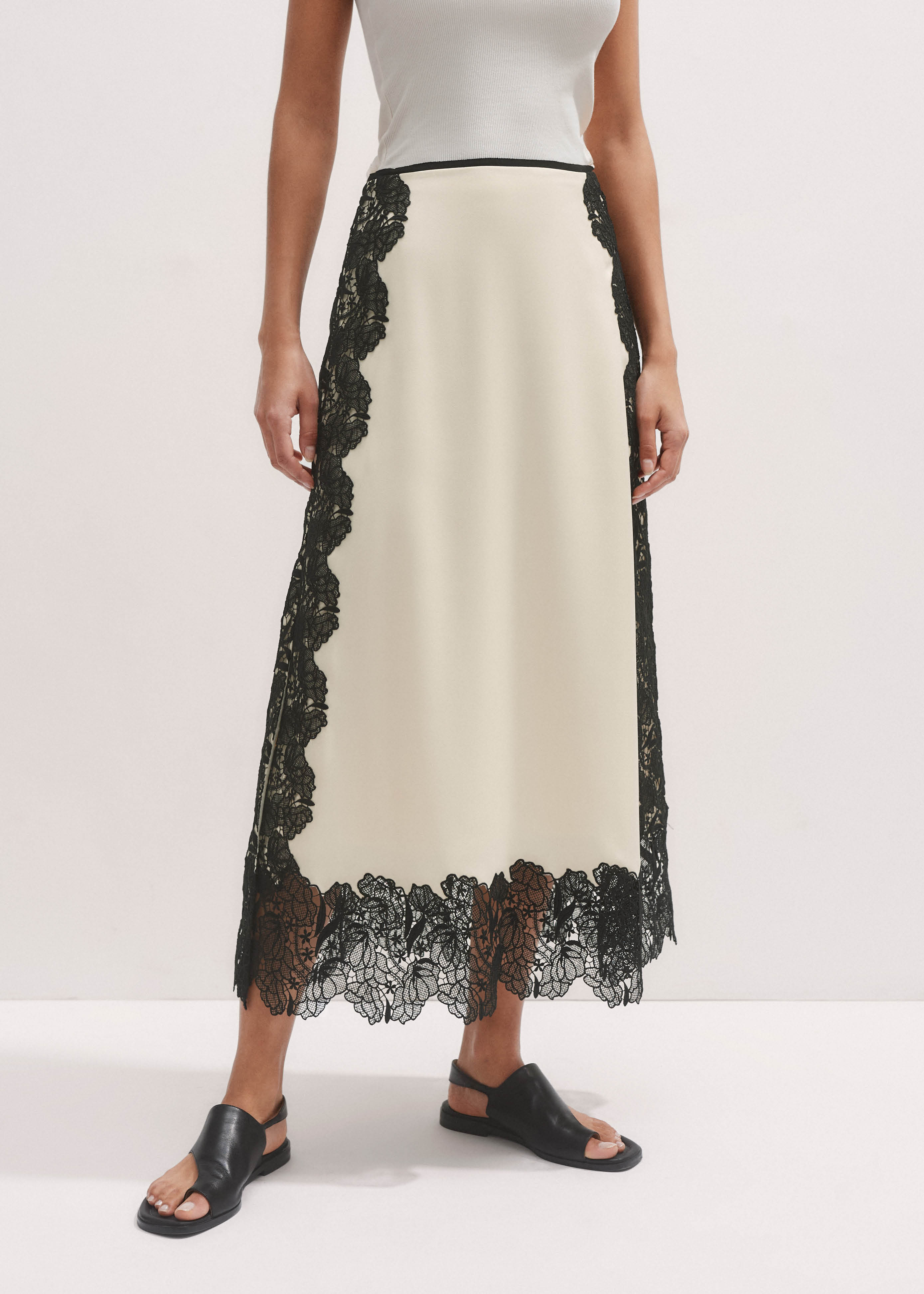 Women's Cream Floral Lace Trim Slip Skirt | ME+EM | ME+EM Global (Excluding US)