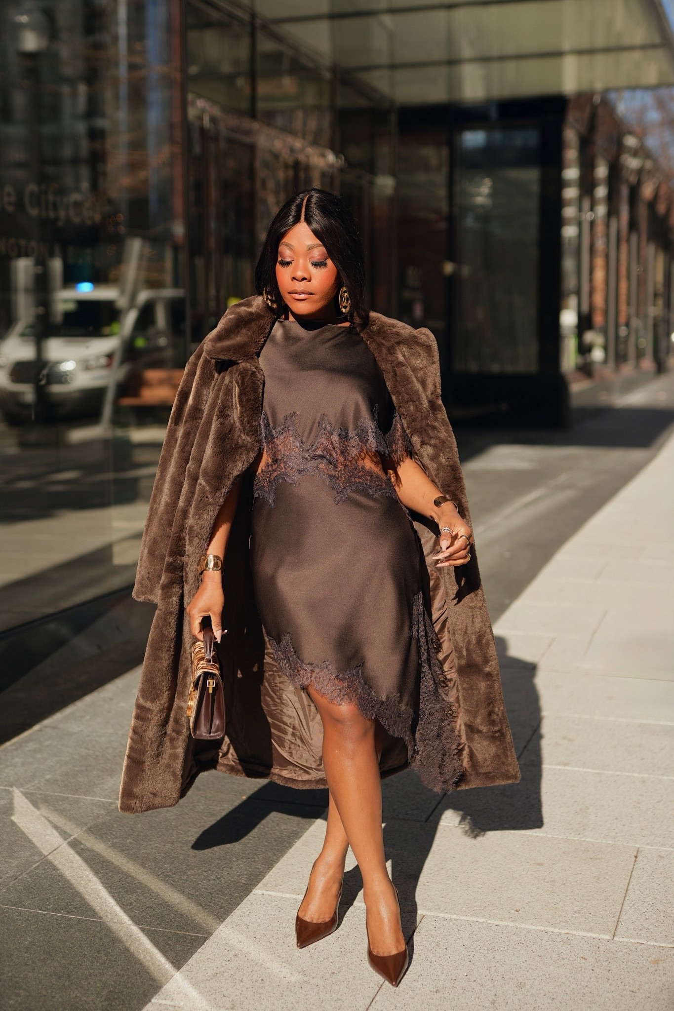 All brown outfit for the holidays, groundbreaking 🤭 obsessed with this dress. My coat is from last year but I found similar :) 

#LTKHoliday #LTKootd #LTKMidsize
