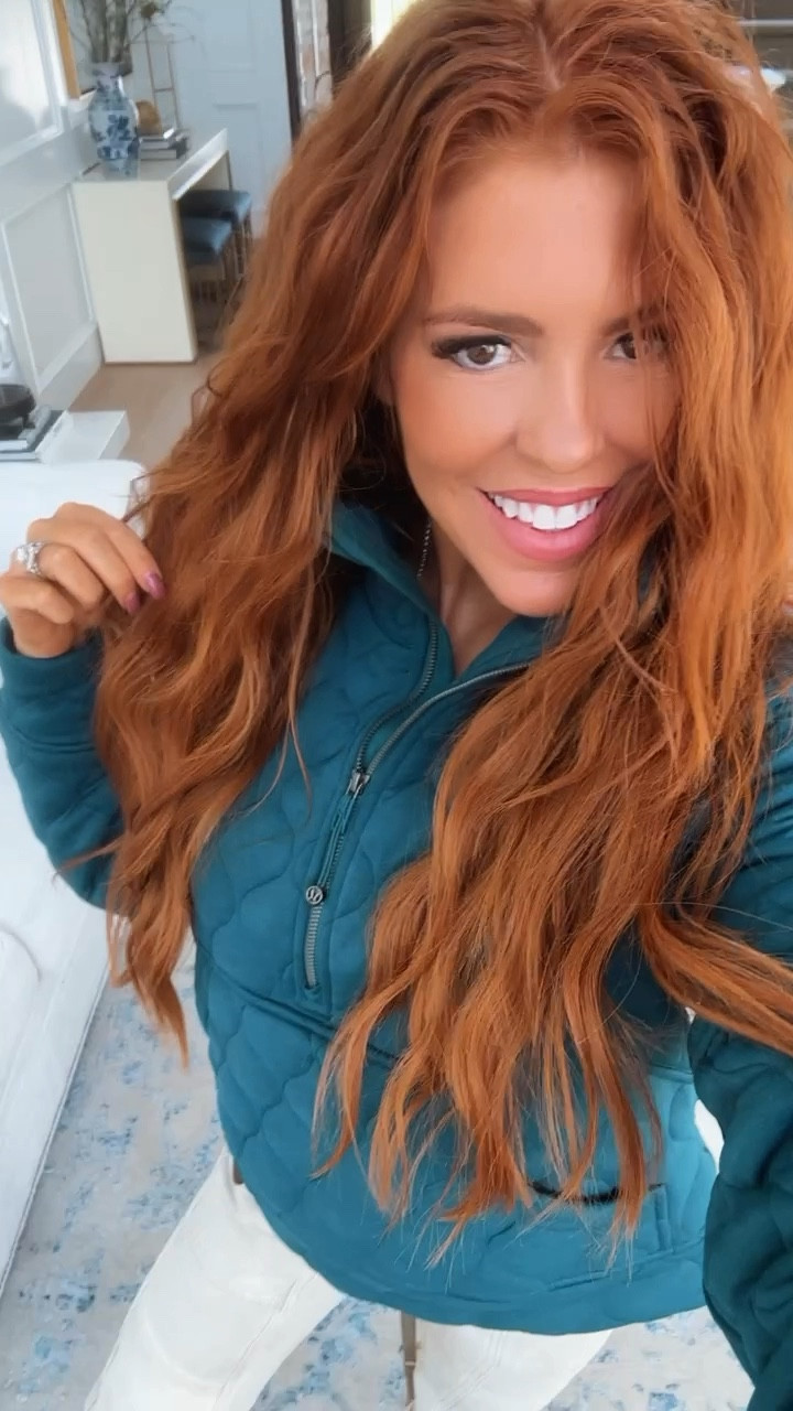 Lululemon scuba funnel neck just came out with a quilted version! Couldn’t love it more 
So soft and cozy 
Wearing xs/s 

#LTKStyleTip #LTKFitness #LTKBeauty