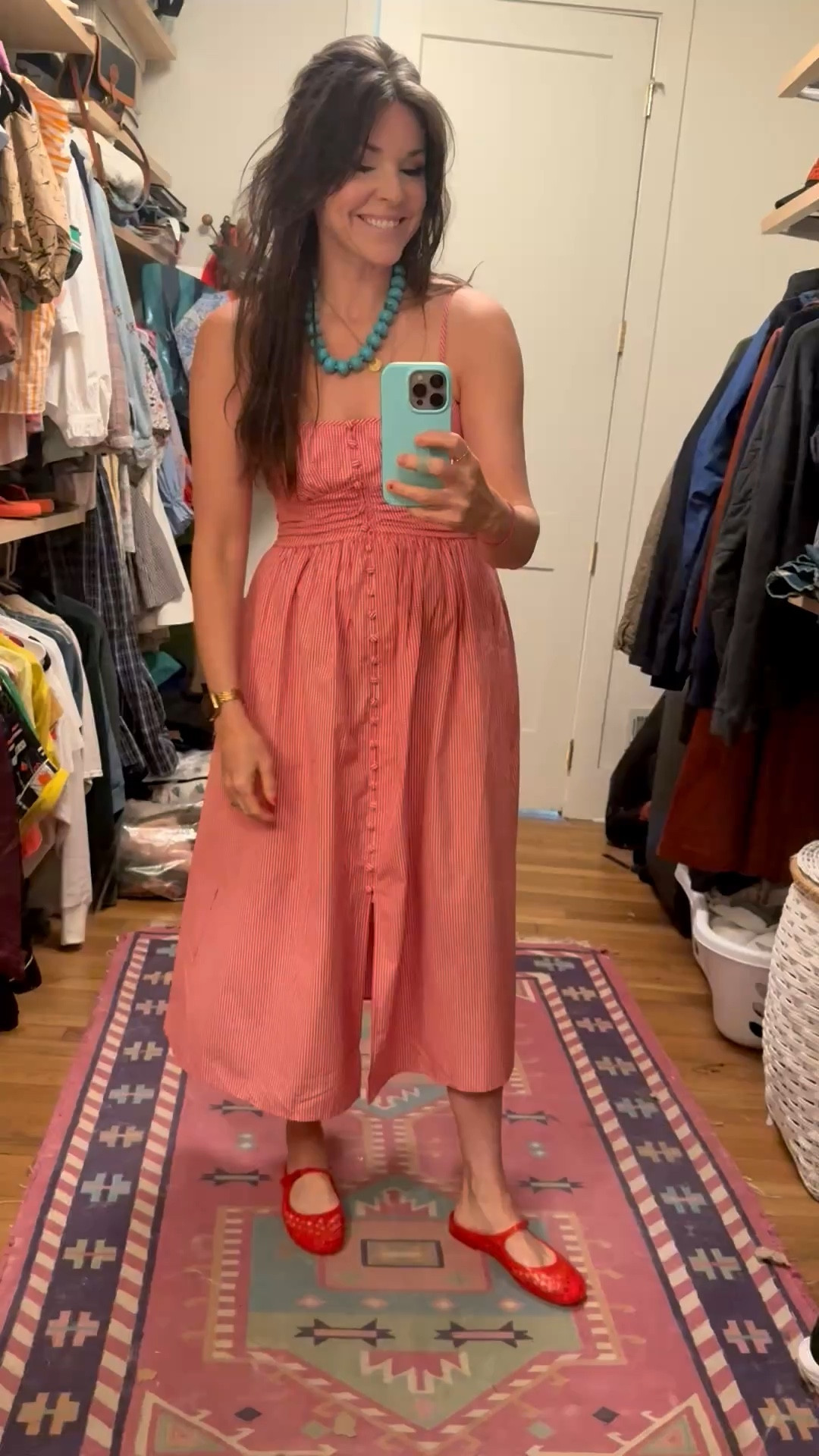 Love this cute and comfy dress! It’s so fun with jellies and a necklace with a pop of color!!✨✨✨

#LTKMothersDay #LTKdayinmylife #LTKOver40