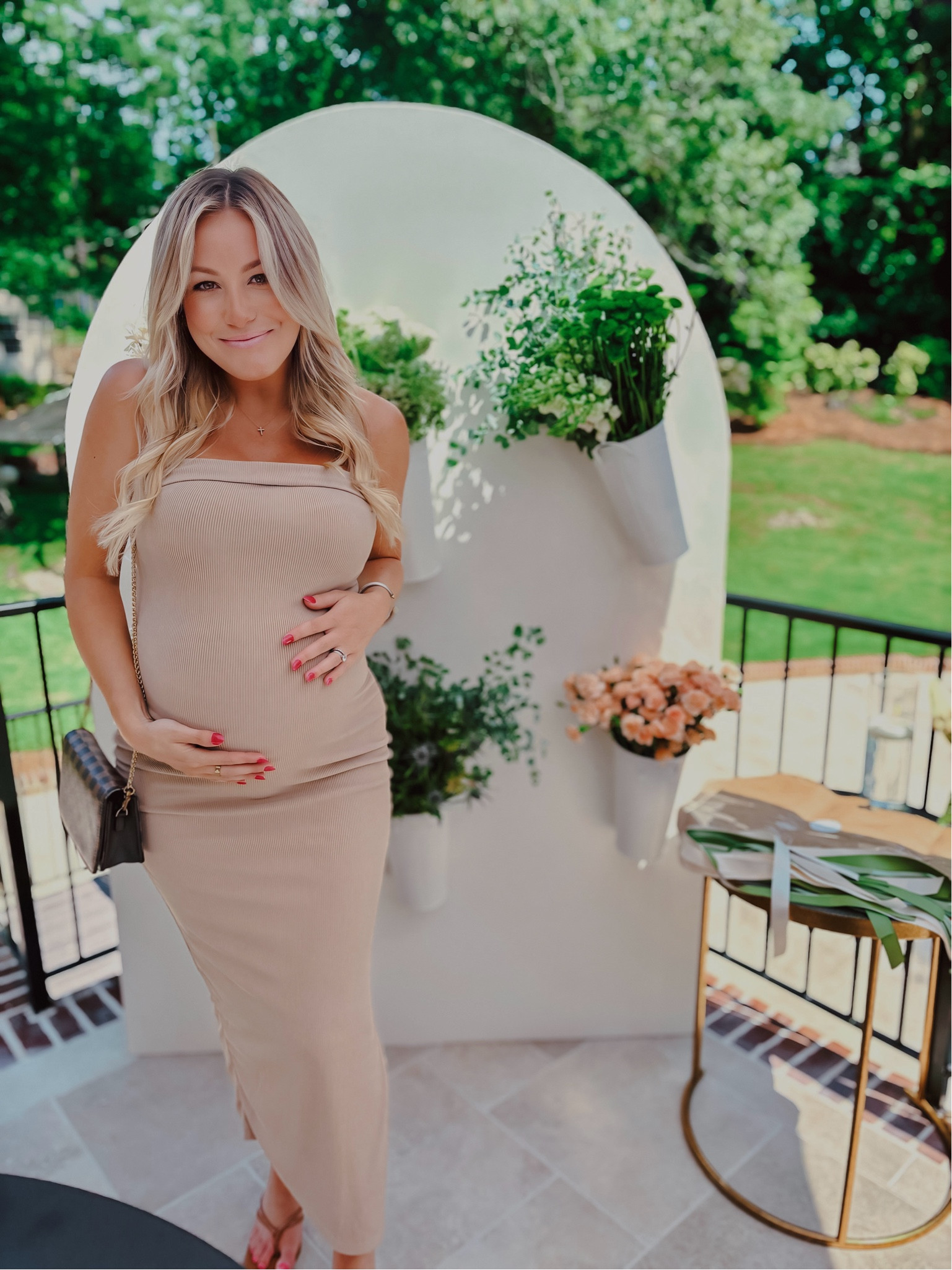 9 months pregnant// maternity style dress // wearing size small, the perfect stretch for the bump & comfy! Under $50 with the coupon 🫶🏼

#LTKBump #LTKStyleTip #LTKFindsUnder100