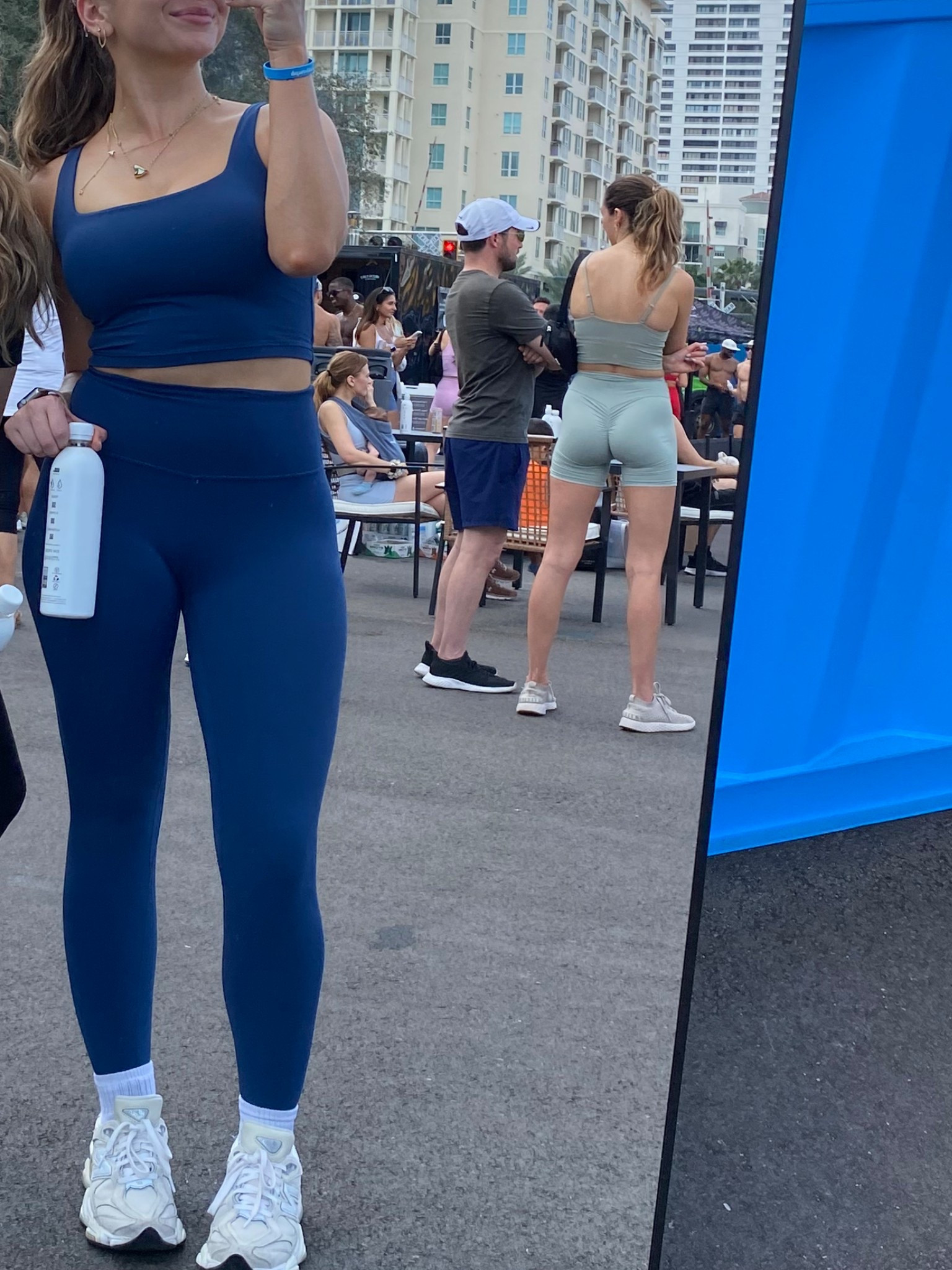 Size S in top & bottom🕺in French navy 
Perfect lulu dupe!

#LTKActive