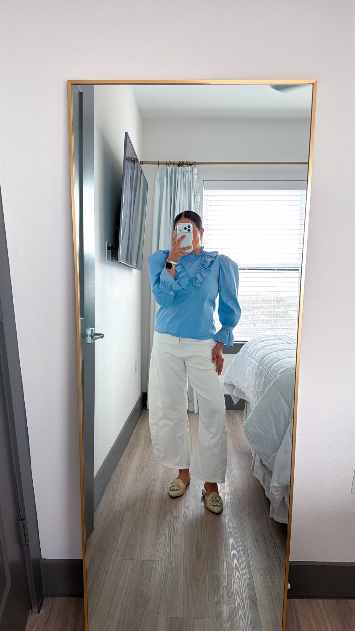 Wednesday Ootd 

Barrel Jeans | Ruffle Top | Preppy outfit | Grand Millennial Style | Girly Outfit | Workout | 

#LTKU #LTKootd