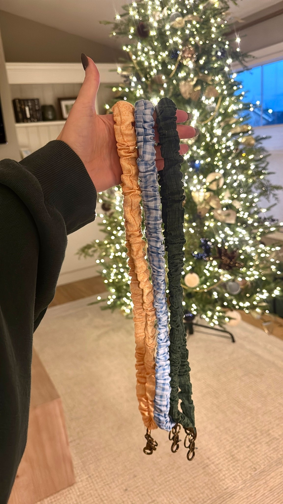 My FAVORITE teacher lanyards are on major sale!! Use code HOLLY for an additional discount!! 