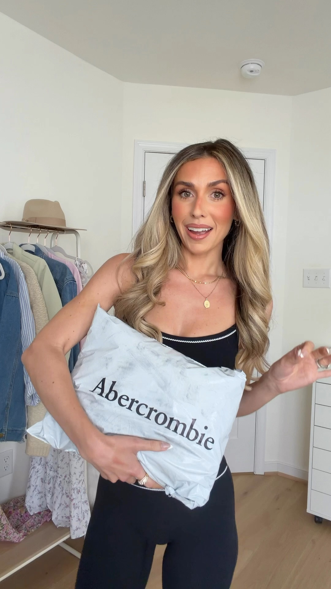 Abercrombie spring haul 💐🩷 the LTK spring sale is live & there’s a code for 25% off!!! I’m 5’2 and usually a xxs/xs! 

Abercrombie sale
Abercrombie haul 
Abercrombie denim shorts 
Spring sale
Spring fashion 
Spring outfits 
Spring break outfits 
Spring vacation 
Abercrombie swim 
Matching set 

#LTKPetite #LTKSpringSale #LTKSaleAlert