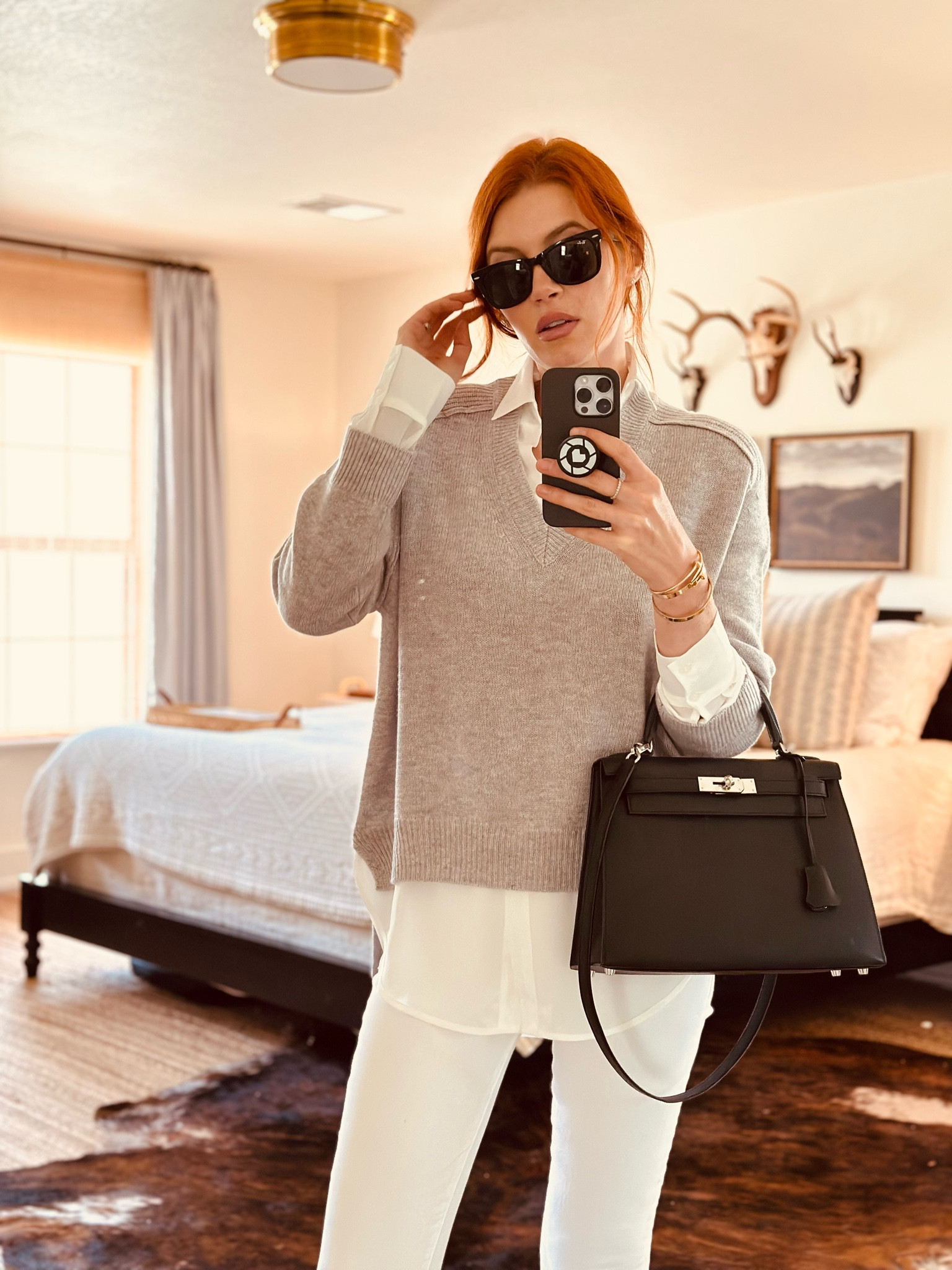 This is one of my favorite cashmere sweaters from Brochu Walker. I now have it in 3 color-ways. It’s another one of those timeless, season-less pieces that you can keep on your closet forever.

#LTKOver40 #LTKWorkwear #LTKStyleTip