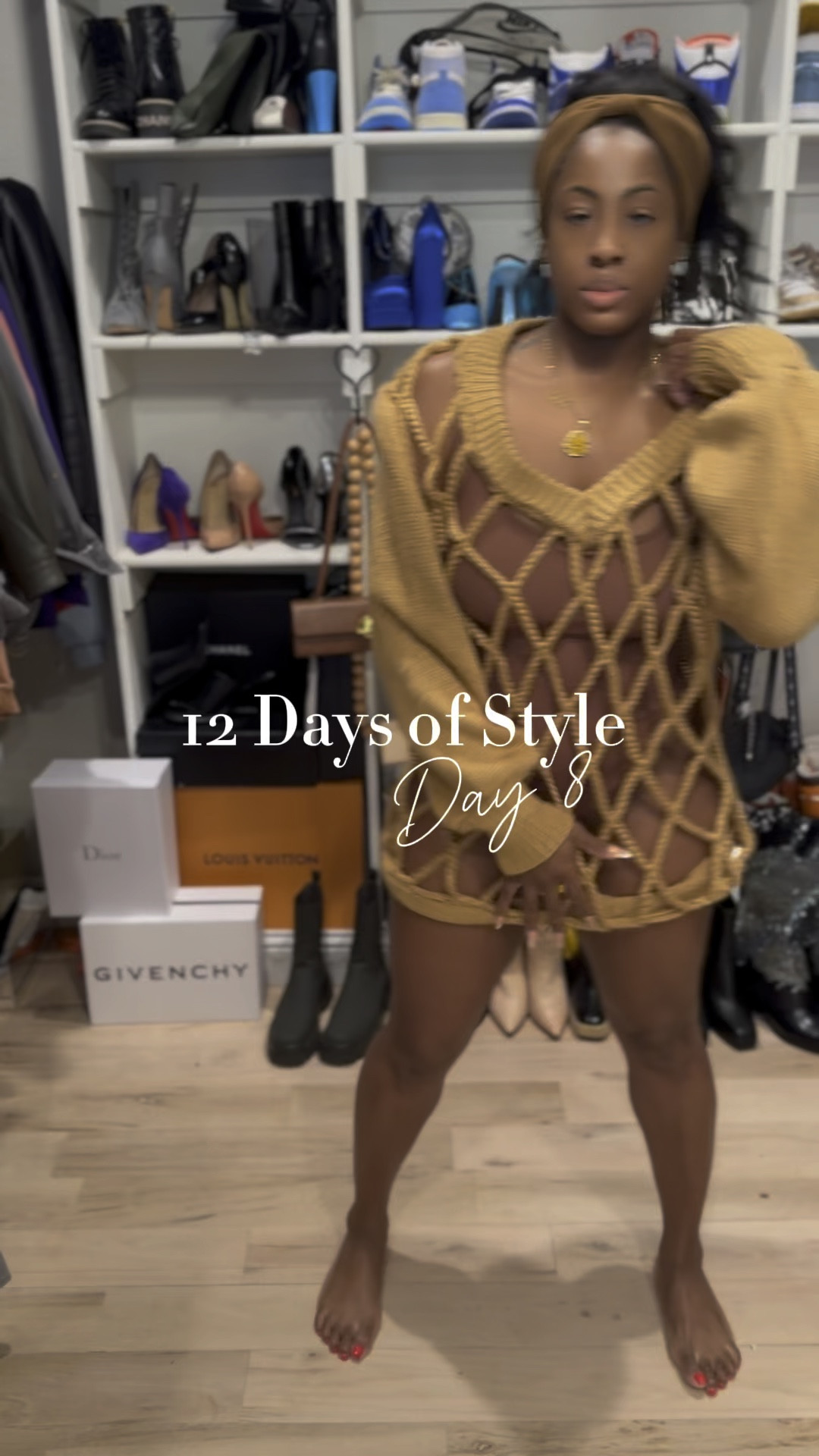 12 Days of Style Day 8

I'm all for a casual slay to go run errands in and this fit gave just that. The holidays are literally here and the stores are packed! 

What is one thing you did for yourself? 

Outfit will be linked on my @shop.ltk and stories! 

#fashiongram #outfitinspo #outfitoftheday #outfitinspiration #casualstyle #grwmreel #fashionreels #dallasinfluencer #dallasblogger #styleinspiration 

#LTKstyletip