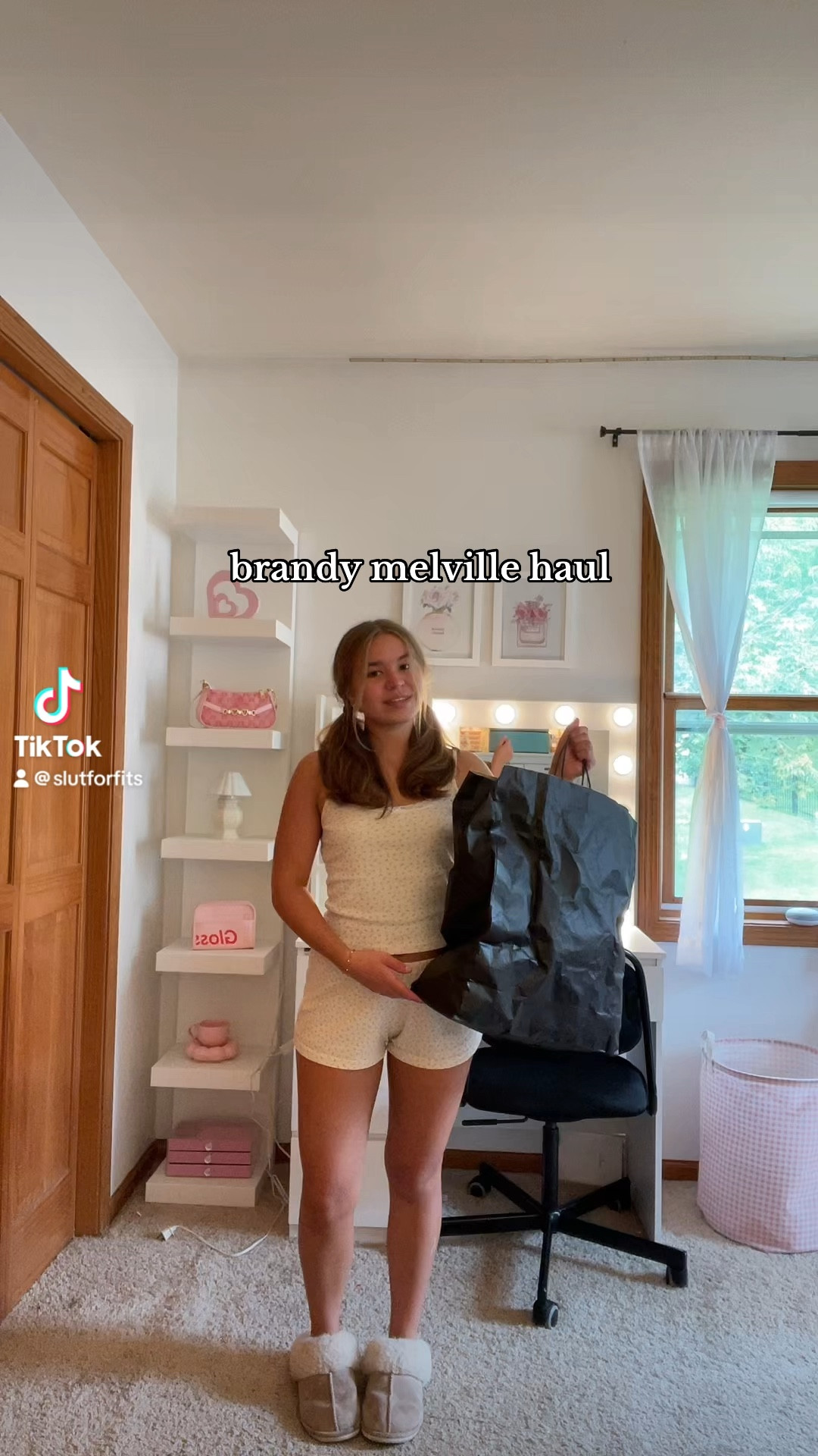 Ignore how wrinkly the bag is 😭

#LTKBacktoSchool #LTKVideo