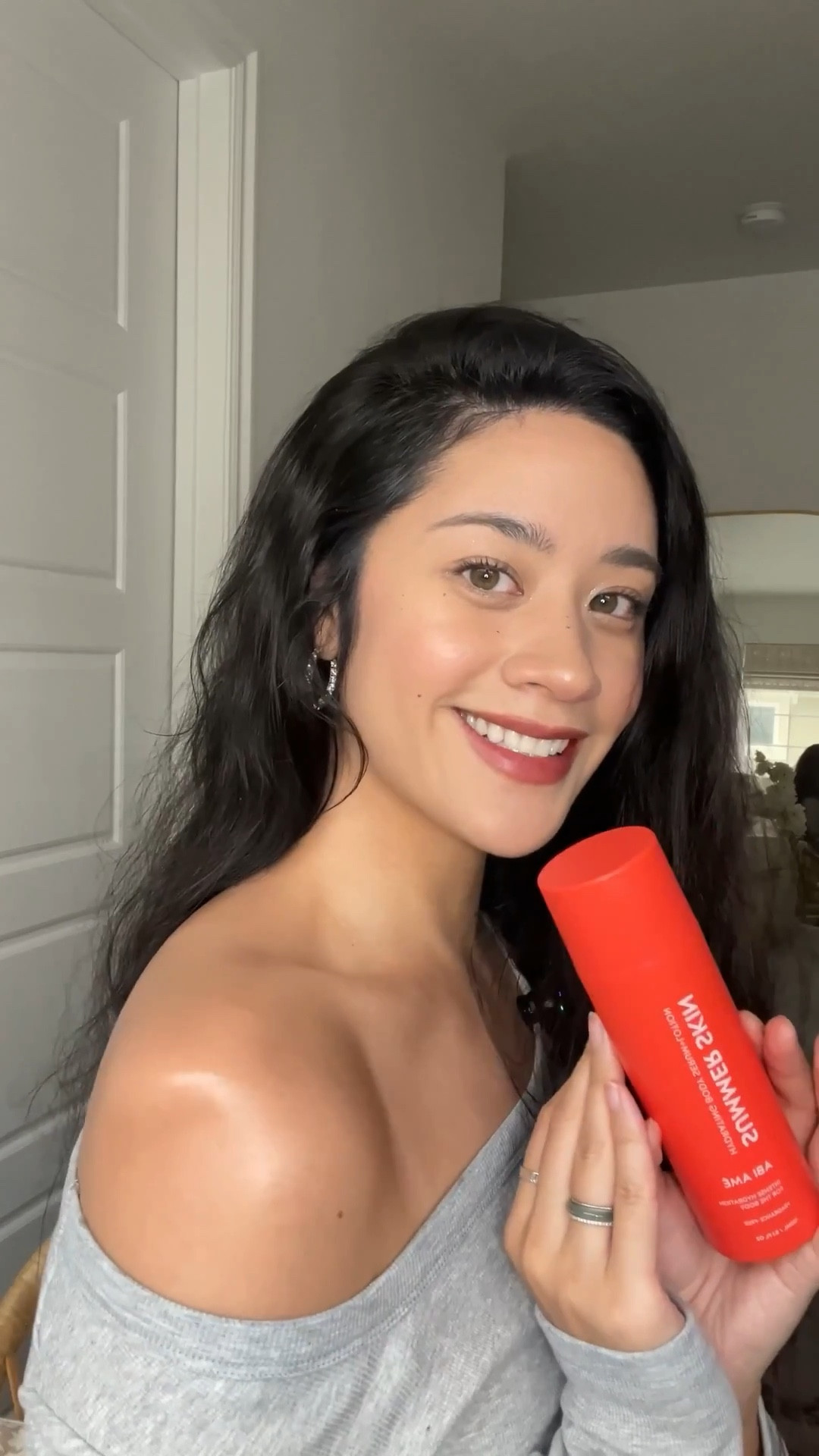 Lotion + Serum in one! Abi Amé is the perfect product for a sun kissed glow! ✨ Formulated with Niacinamide, Vitamin B5, Oat Extract & Saccharide Isomerate.





#beauty #skincare #amazonfinds #vacation #selfcare #forher #giftguide #newyear 

#LTKBeauty #LTKgrwm #LTKselfcare