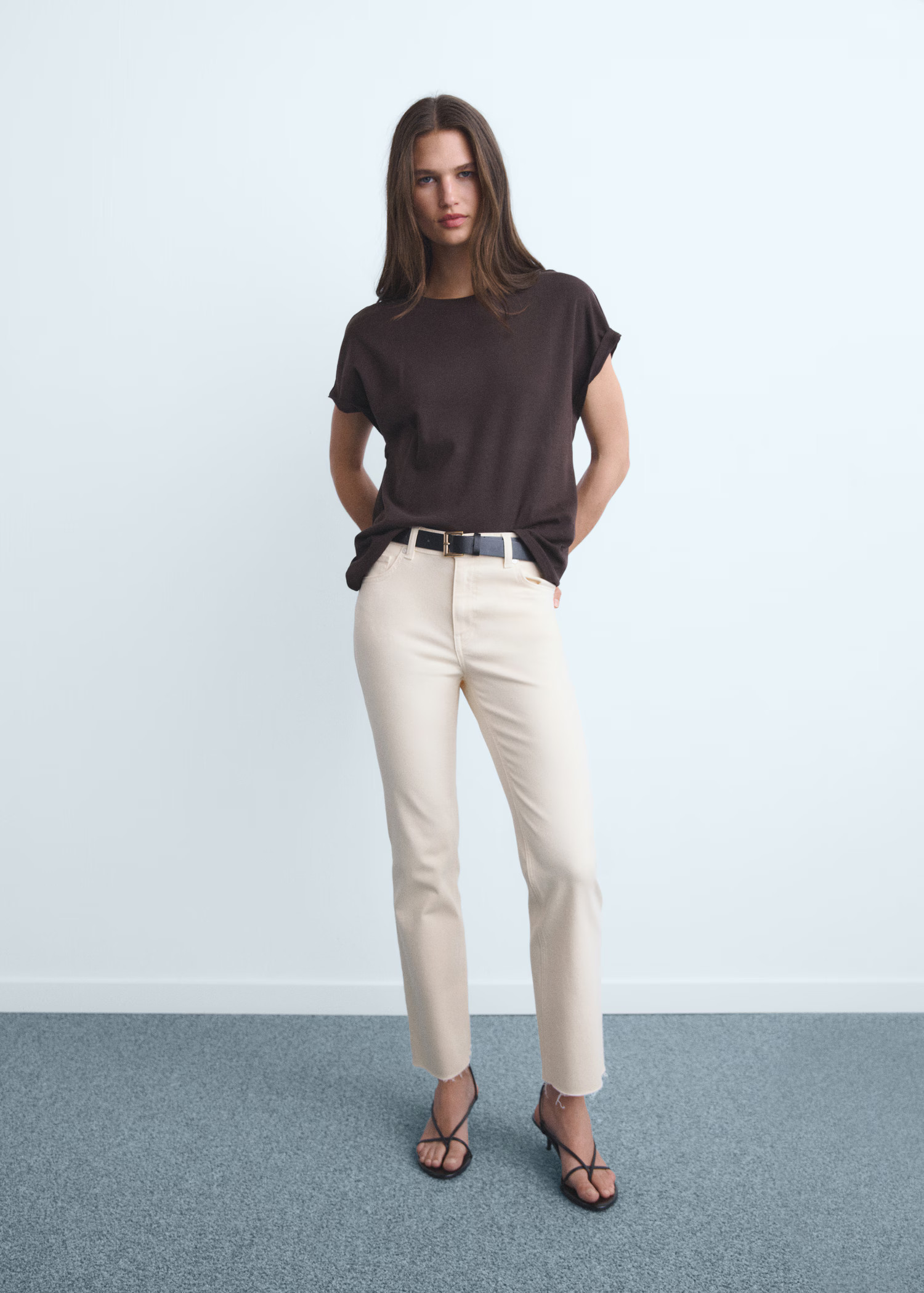 Sienna flared cropped jeans - Women | MANGO USA | Mango (US/MX/AU)