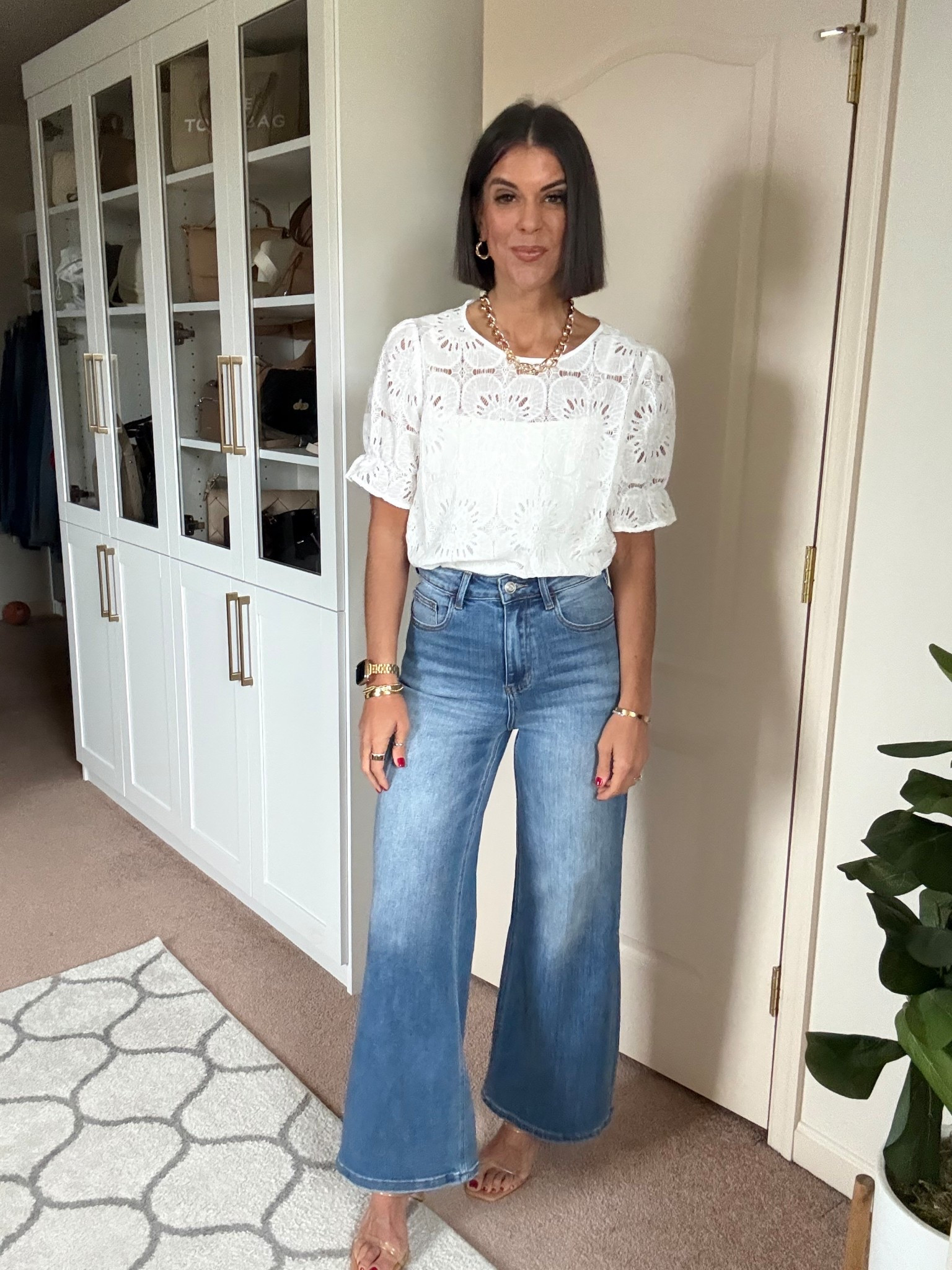 Size small in tops and size 26 in jeanss

#LTKSeasonal #LTKFindsUnder100