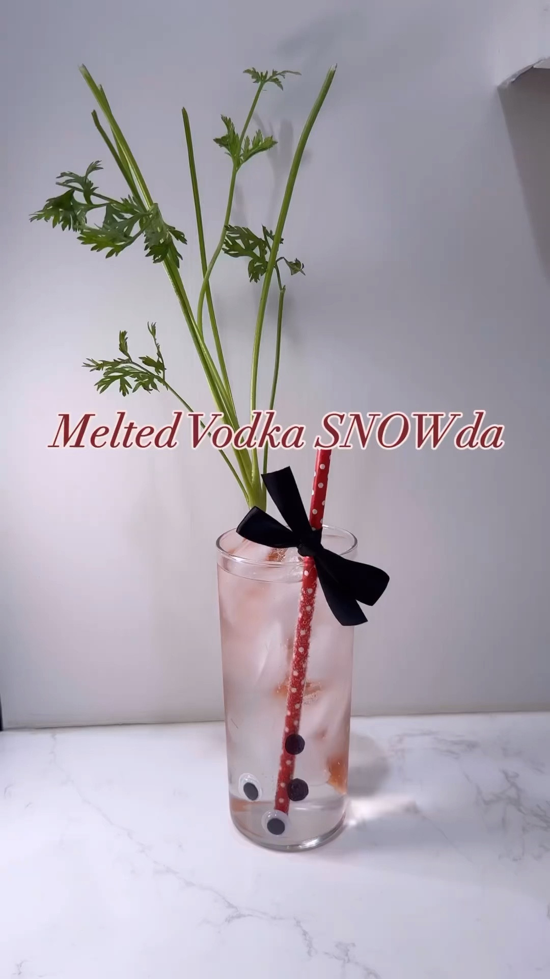 Melted Vodka SNOWda!

I'm obsessed with how cute this turned out. Out could also be fun for kids by doing water or juice only.

Cocktail - snowman - holiday cocktail - melted snowman - mocktail - bar cart - Christmas cocktail


#LTKSeasonal #LTKHoliday #LTKparties