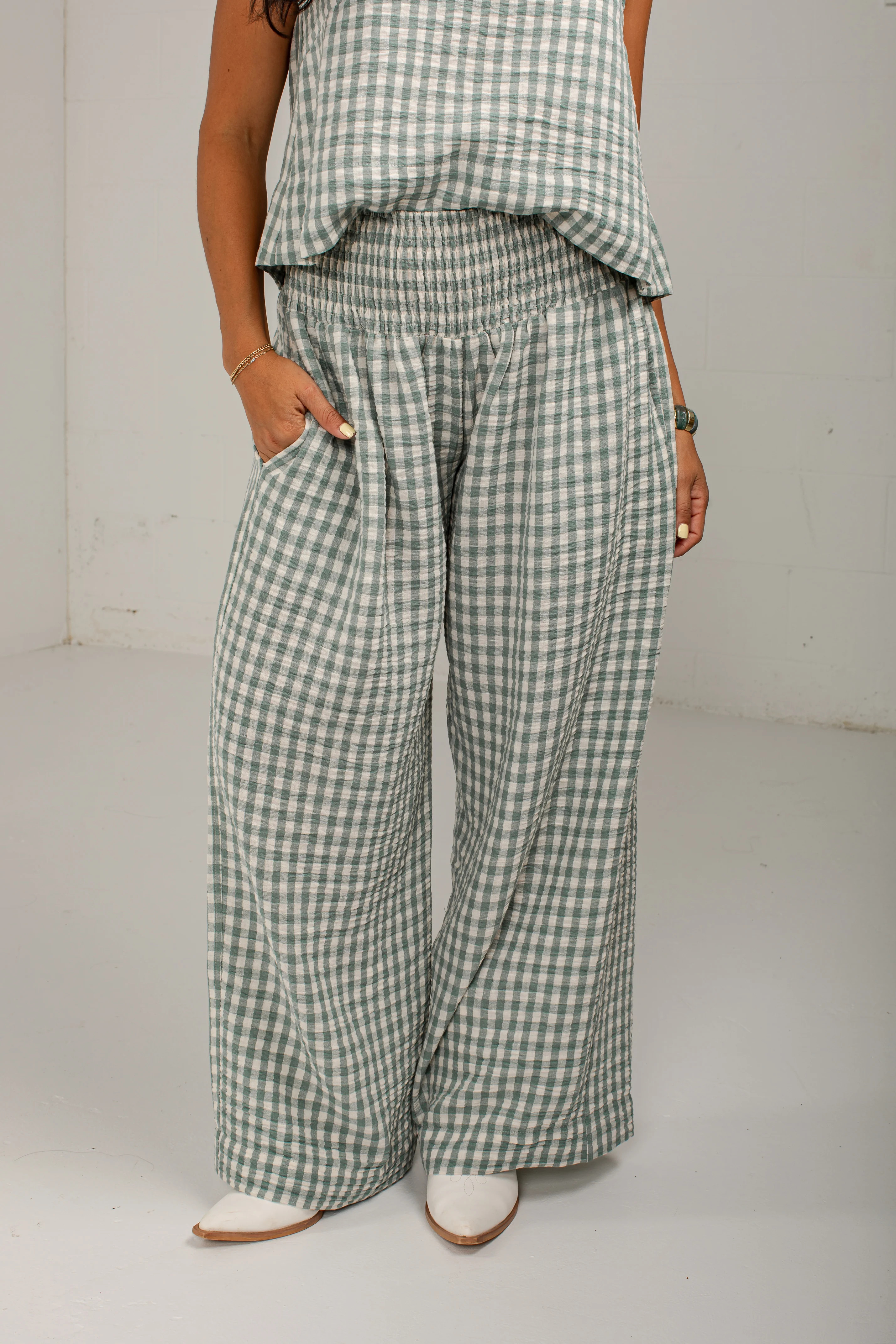 Picnic Date Wide Leg Gingham Pants | Dress Up