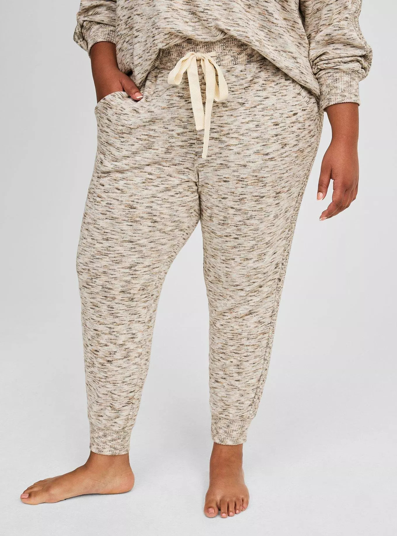 Super Soft Plush Jogger | Torrid (US & Canada)