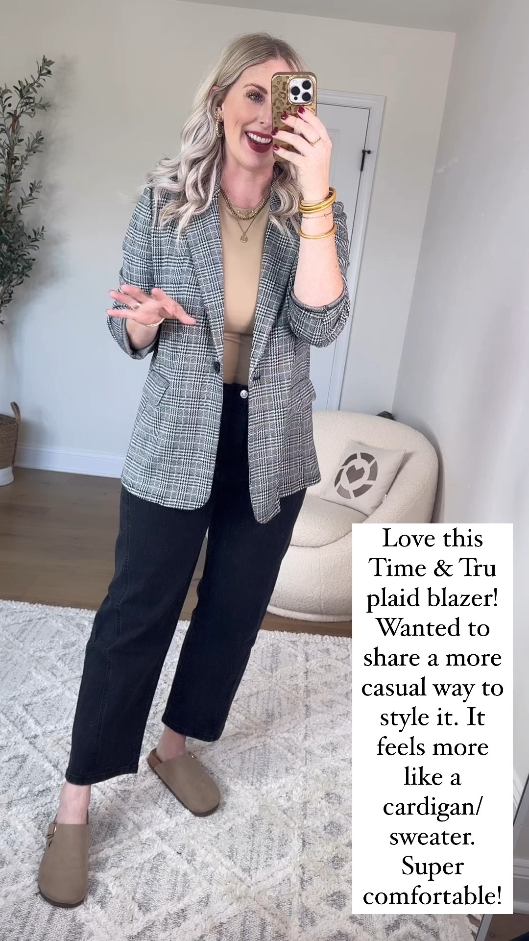 Walmart plaid blazer, Walmart workwear, Walmart outfit, Walmart fashion, Walmart try on, plaid blazer, nude bodysuit, black barrel jeans

Medium 

#LTKWorkwear #LTKFindsUnder50 #LTKVideo