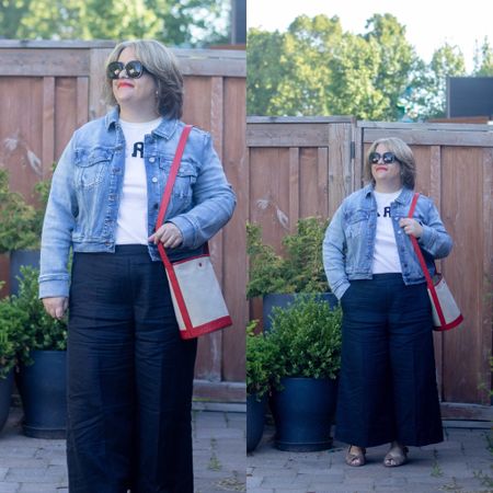 Yes these culottes again but they are so fantastic. Navy linen is such an easy thing to style for the summer months. 

#LTKcurves #LTKmidsize #LTKstyletip