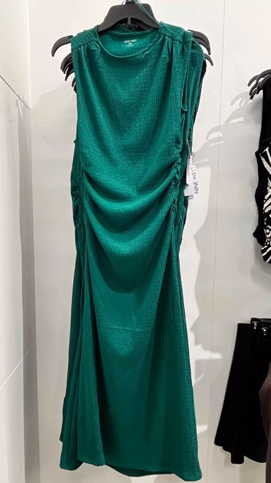 These fall wedding guest dresses are @Kohl's and on sale today!

Date night outfits, outdoor wedding, back yard wedding, special occasion dress, cocktail dress, semi formal wedding guest dress, party dress, event dress, wedding guest dress summer, fall outfits, fall dresses.

#LTKWedding #LTKSeasonal #LTKSaleAlert