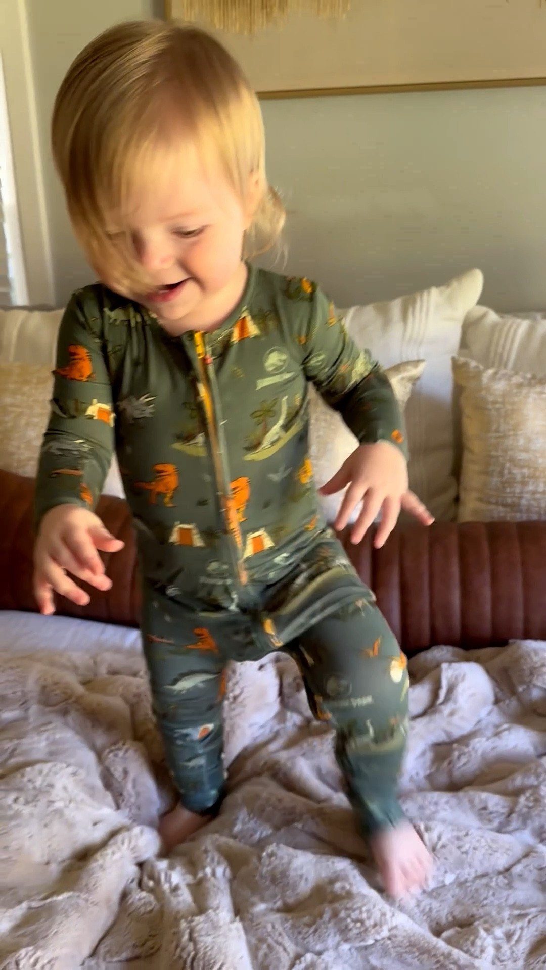 RUN to @bellabubear for up to 60% off! 🏃‍♀️ 

The cutest prints and softest fabric safe for the most sensitive skin. Comment SHOP and I’ll send you my favorite sale items! 



#LTKKids #LTKCyberWeek #LTKBaby