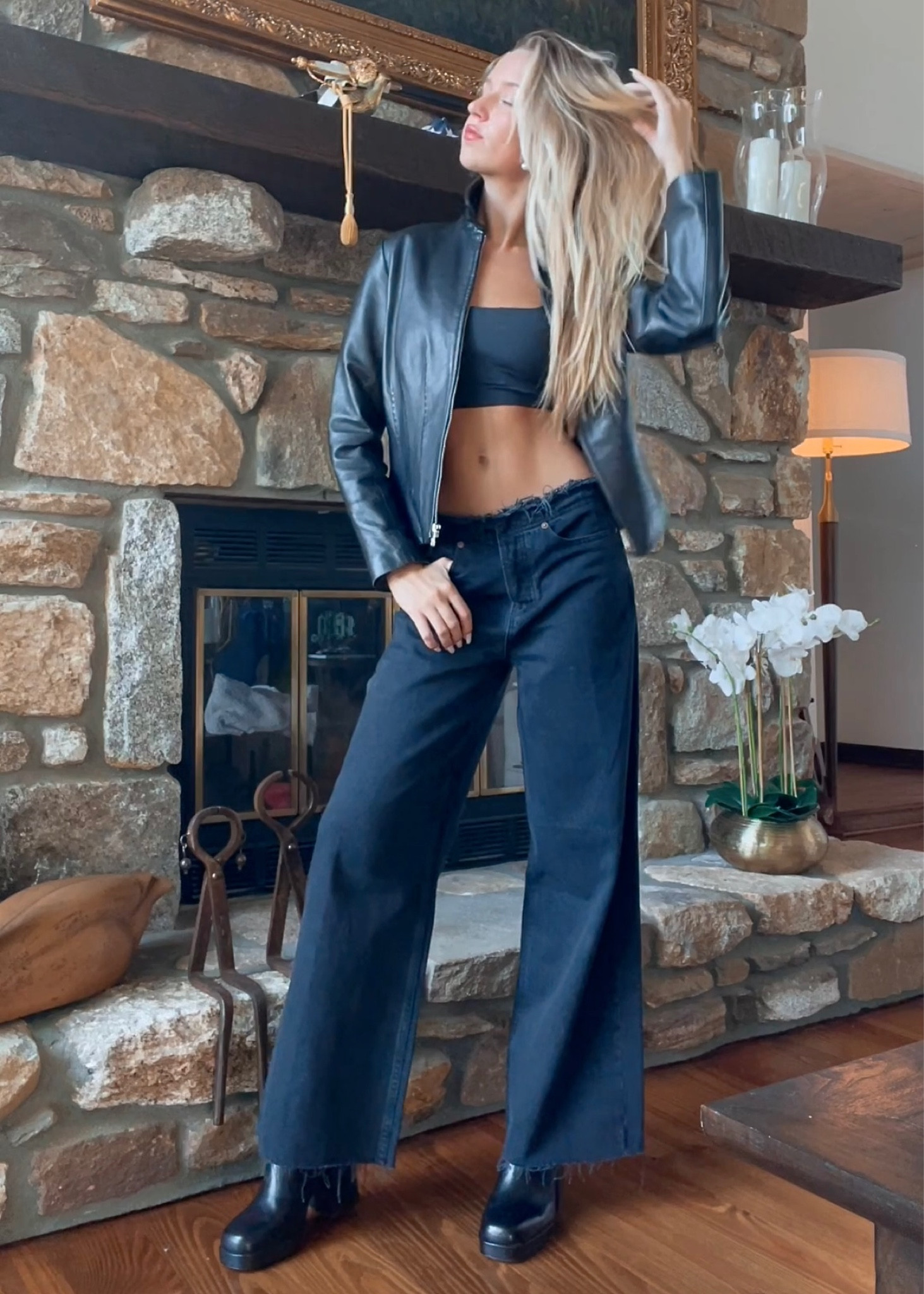 Edge Fall Style


Fall  fall fashion  fall outfit  amazon fashion  leather jacket  all black outfit  women’s fashion  trendy fall outfits  night out look  MarlaFay

#LTKStyleTip #LTKSeasonal