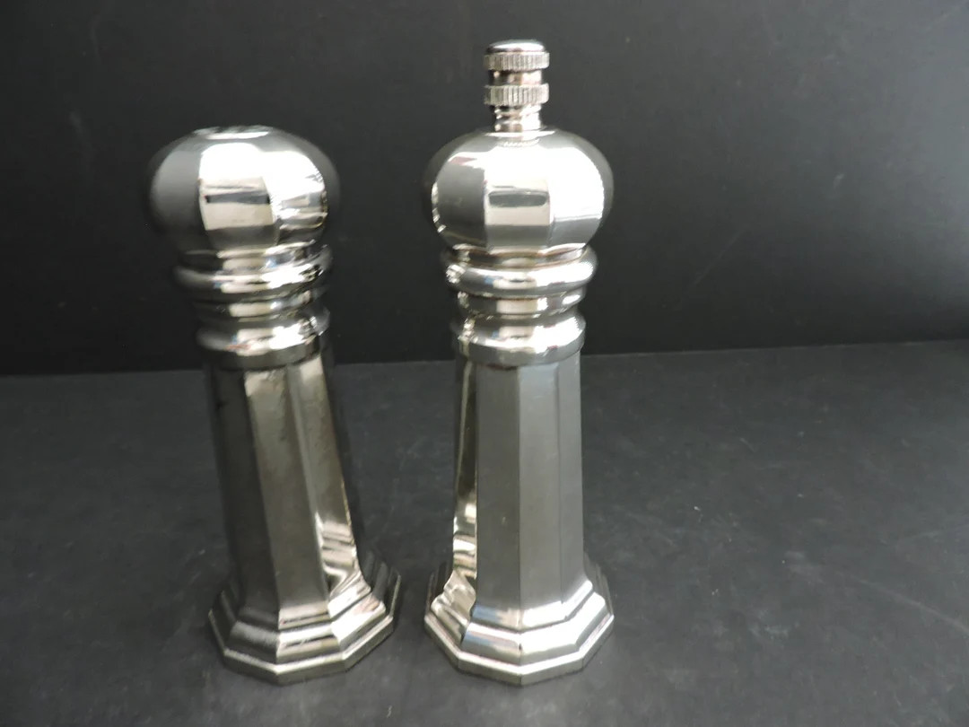 Sheffield Silver Pepper Mill Salt Shaker Set | Peppercorn Grinder Condiment Pair | Dining Table |... | Etsy (US)