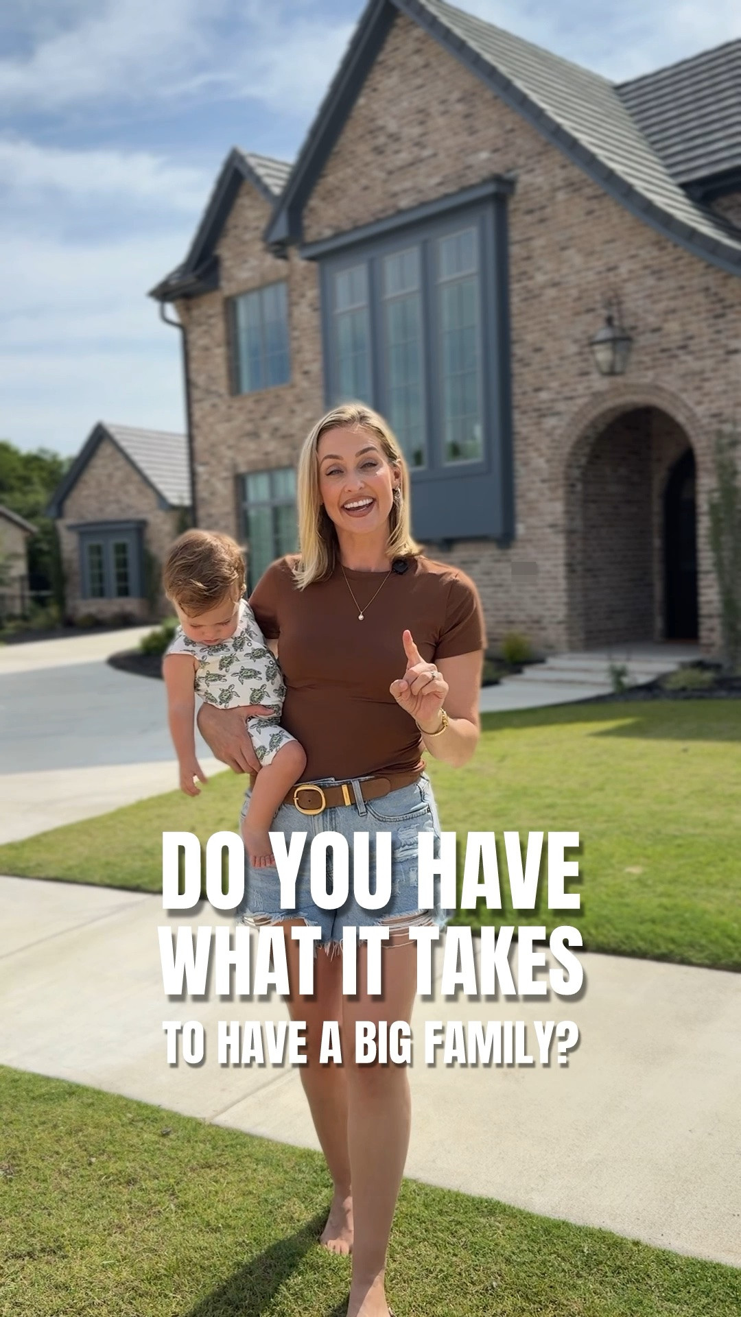 Ad. Comment "SUMMER" for my outdoor favorite, including our BOUNCE HOUSE, which we use daily (2x!) and my outdoor serve-ware (that we also use on repeat).
What it takes to have a big family, PART 2. Holy moly. Our days are full. But, I love full. Full means you built something you now have to work to maintain. And the working part. The being productive with my life, working hard to do the things I love ... feels like it's what it's all about.

Do I wonder what a calm life would be like? Sometimes. Do I wish a calm life were my life? I wonder. But deep down, I know (it sounds crazy) this is the kind of life that makes me happy.

Being a mom is a mission. And having five kids immediately puts you on one. Almost as if I can do more because of them. Not just directly through them, but through many other aspects of my life. As if my kids, each one of them, have expanded my capacity for living... and doing.

Days are not perfect. Trust me. But they're full. And they're fun. And they're ours.
What each day ALWAYS has: me waking up before the kids. Me working out first thing in the morning. Me getting myself ready. Some sort of breakfast (whether I make it or my older boys throw it together). @wayfair, #wishyouwerehere, #outdoor, #Wayfair, #WayfairPartner