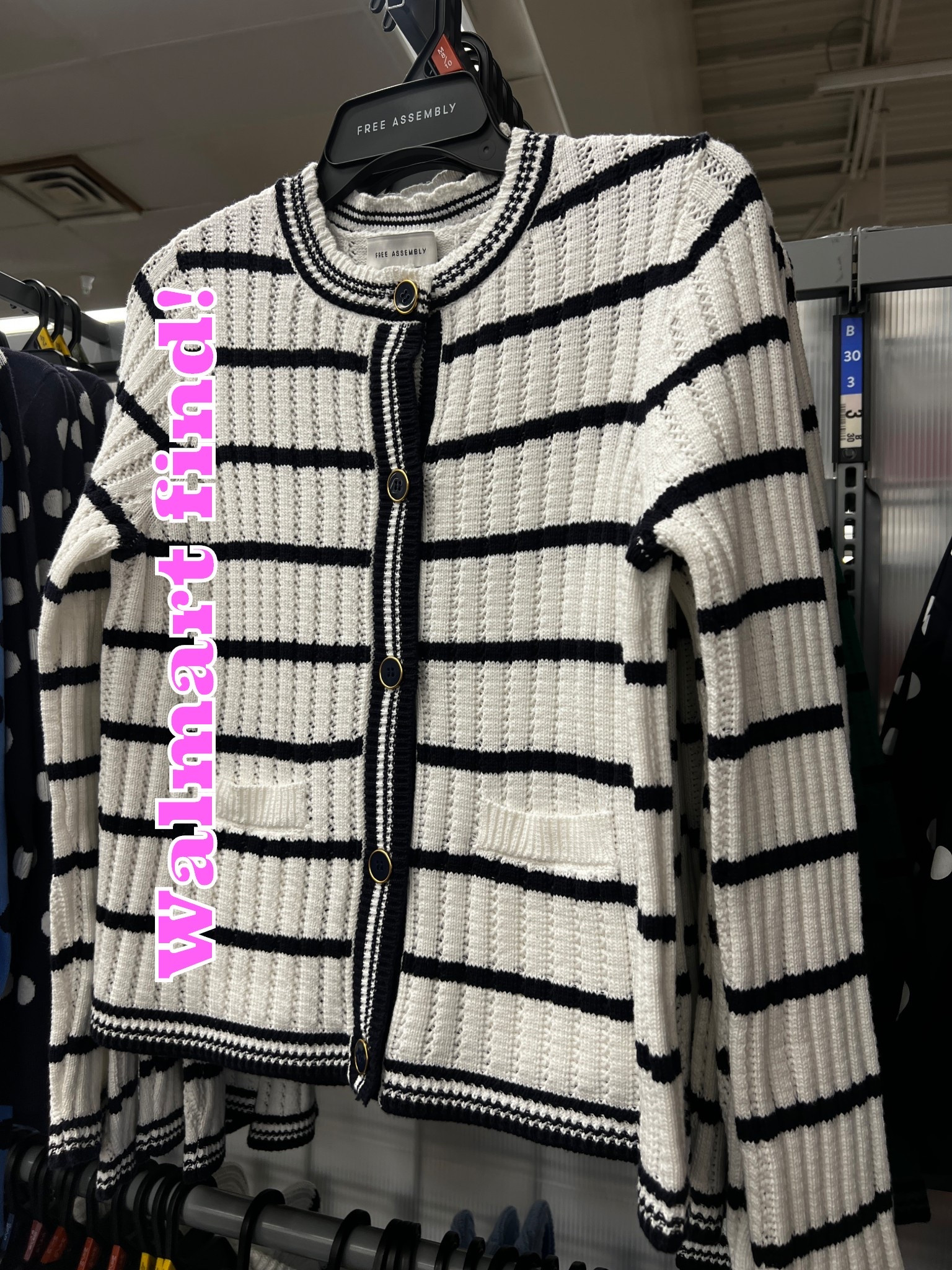 The Cardigans at Walmart are perfect staple pieces this season! 
#cardigans #walmartfinds