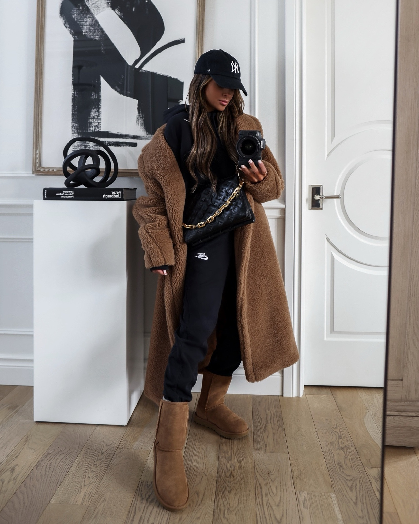 Winter casual outfit ideas
Nike black sweatsuit wearing an XS
Max Mara teddy bear coat
Ugh boots run TTS


#LTKfitness #LTKfindsunder50 #LTKfindsunder100