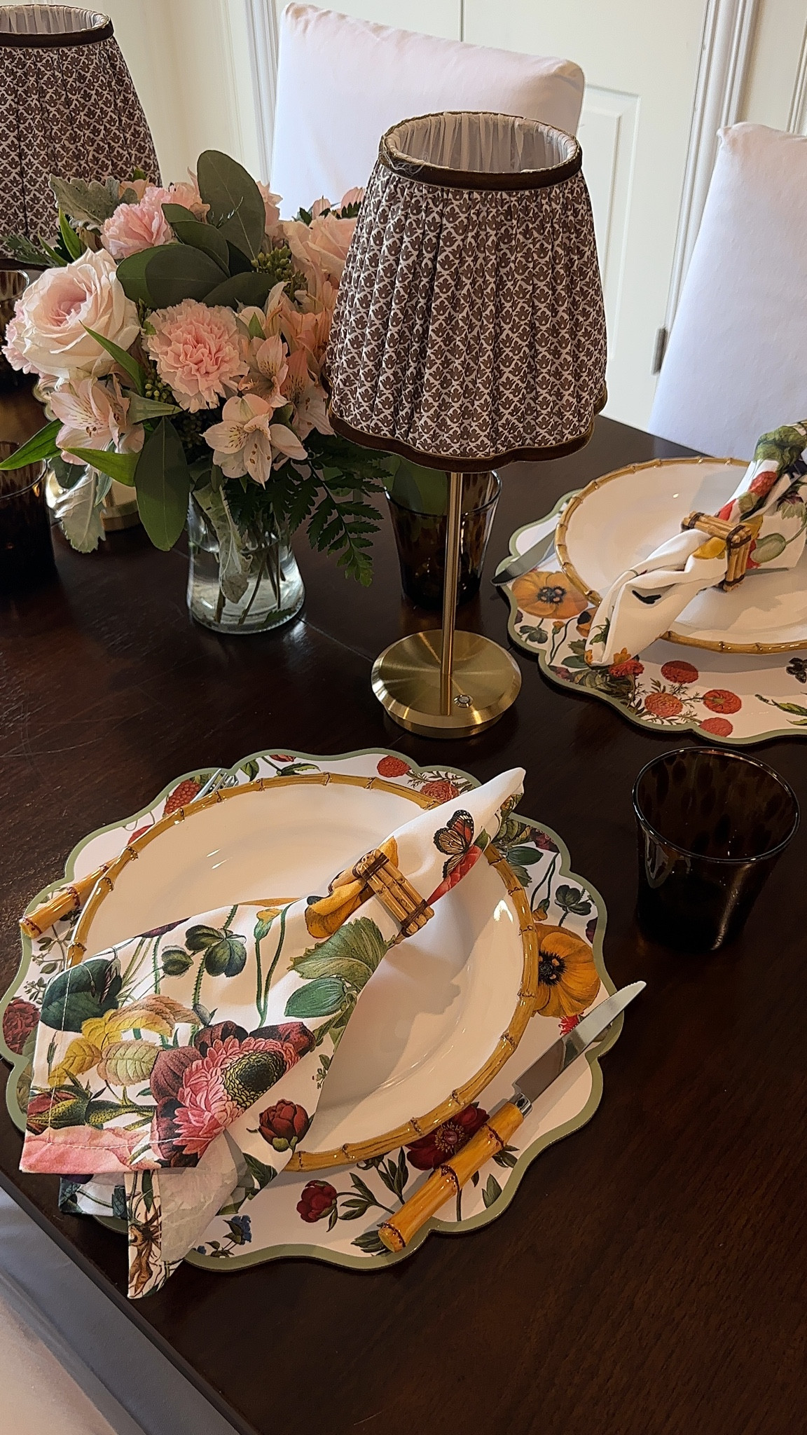 What do y’all think of my summer table scape? All of these gorgeous pieces are from Wayfair! Right now, Wayfair is having their  WAYDAY sale which means the site is up to 80% off plus free shipping! The sale only lasts for three days (5/4-5/6) so definitely make sure to check out my LTK and shop these beautiful pieces at a discount while you can! #wayfair #wayday #wayfairpartner

#LTKHome #LTKSaleAlert #LTKxWayDay