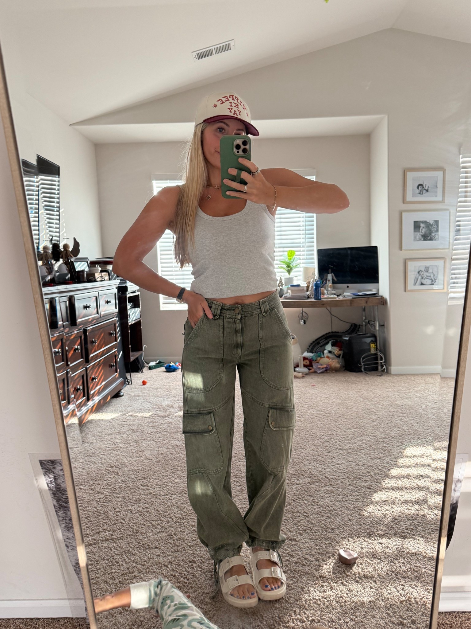 Small in pants. M in tank  
Can’t find exact pants but linked almost identical! 

#LTKSeasonal #LTKShoeCrush