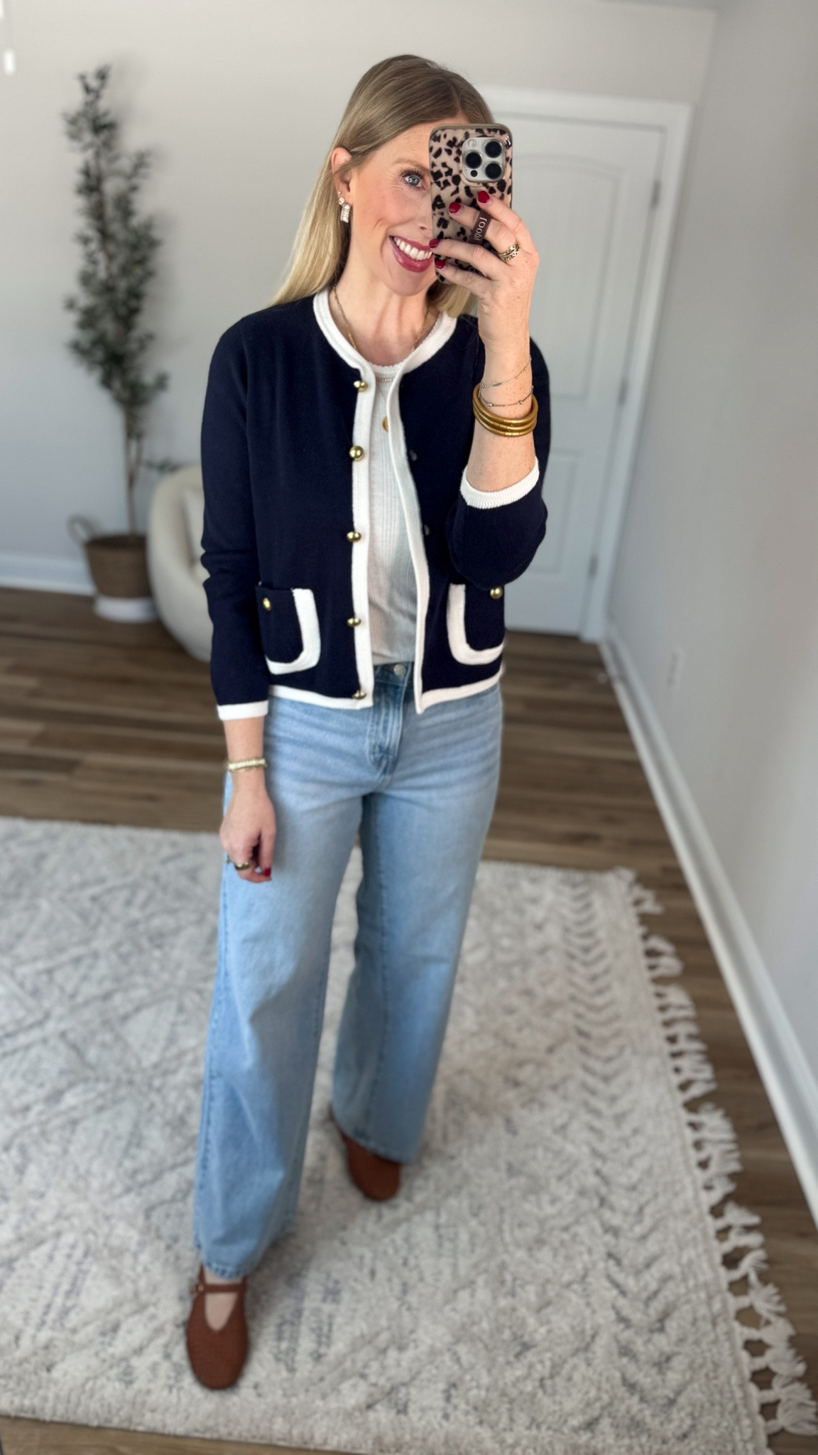 Daily try on, Walmart outfit, Walmart fashion, Walmart try on, free assembly cardigan, time and tru jeans 

#LTKootd #LTKWorkwear