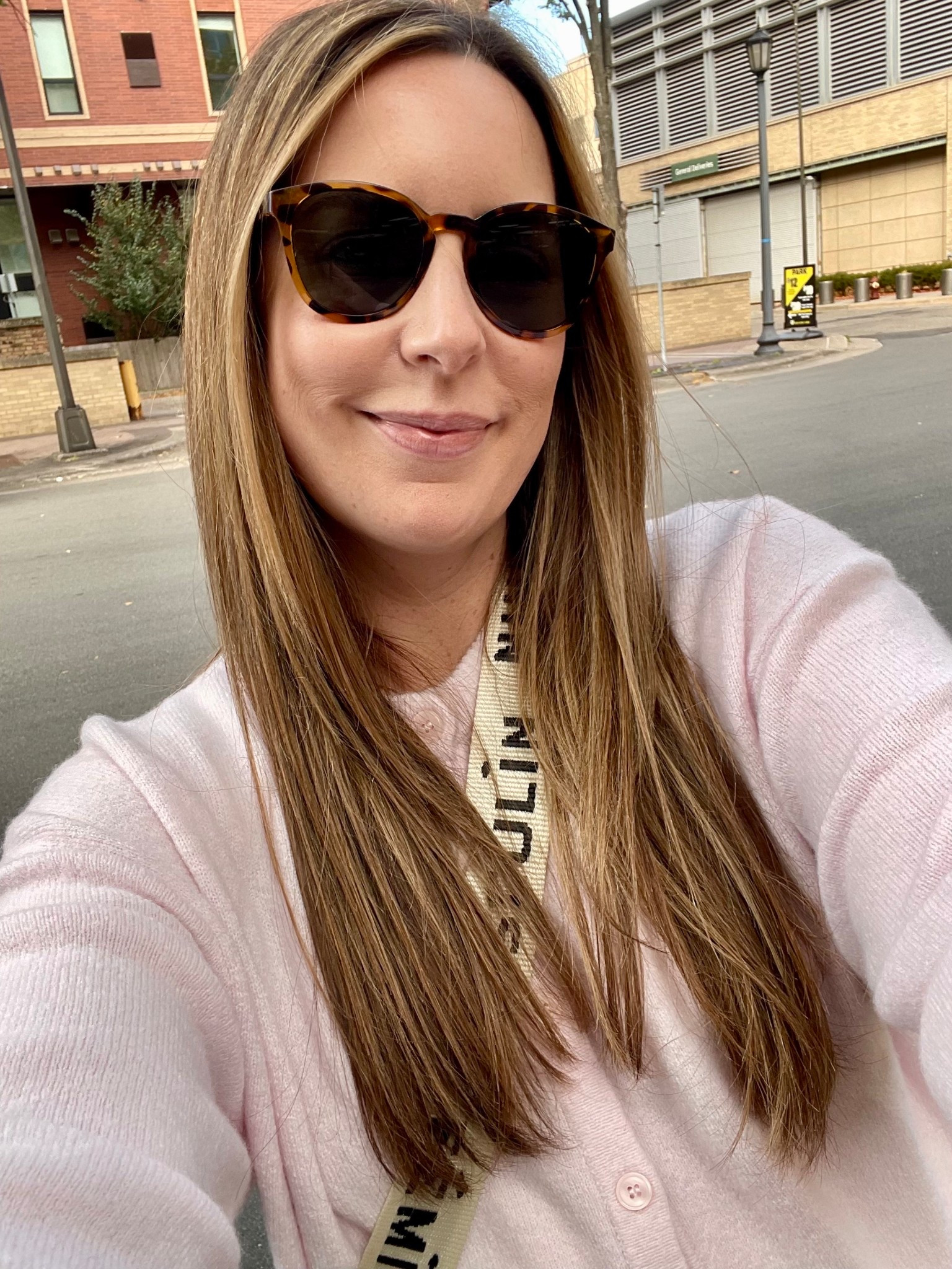 Hi, welcome! I’m Kendall, a millennial mom to a toddler boy with #2 on the way 👶🏼👶🏼 I live in the Mpls burbs and work from home as a copywriter in fashion/retail/tech ✏️ I worked hard to have this career, but I’m definitely feeling conflicted between girl boss and soft life lately. The only thing I miss about the office is the outfits—and the coworker happy hours 🍸 My husb and I moved to our forever home last year and we’re very slowly making it ours. I’m loving this season of life and building a community with neighbors that have become friends 🏡 Follow along as I share my life, everyday outfits, and shopping finds 🖤