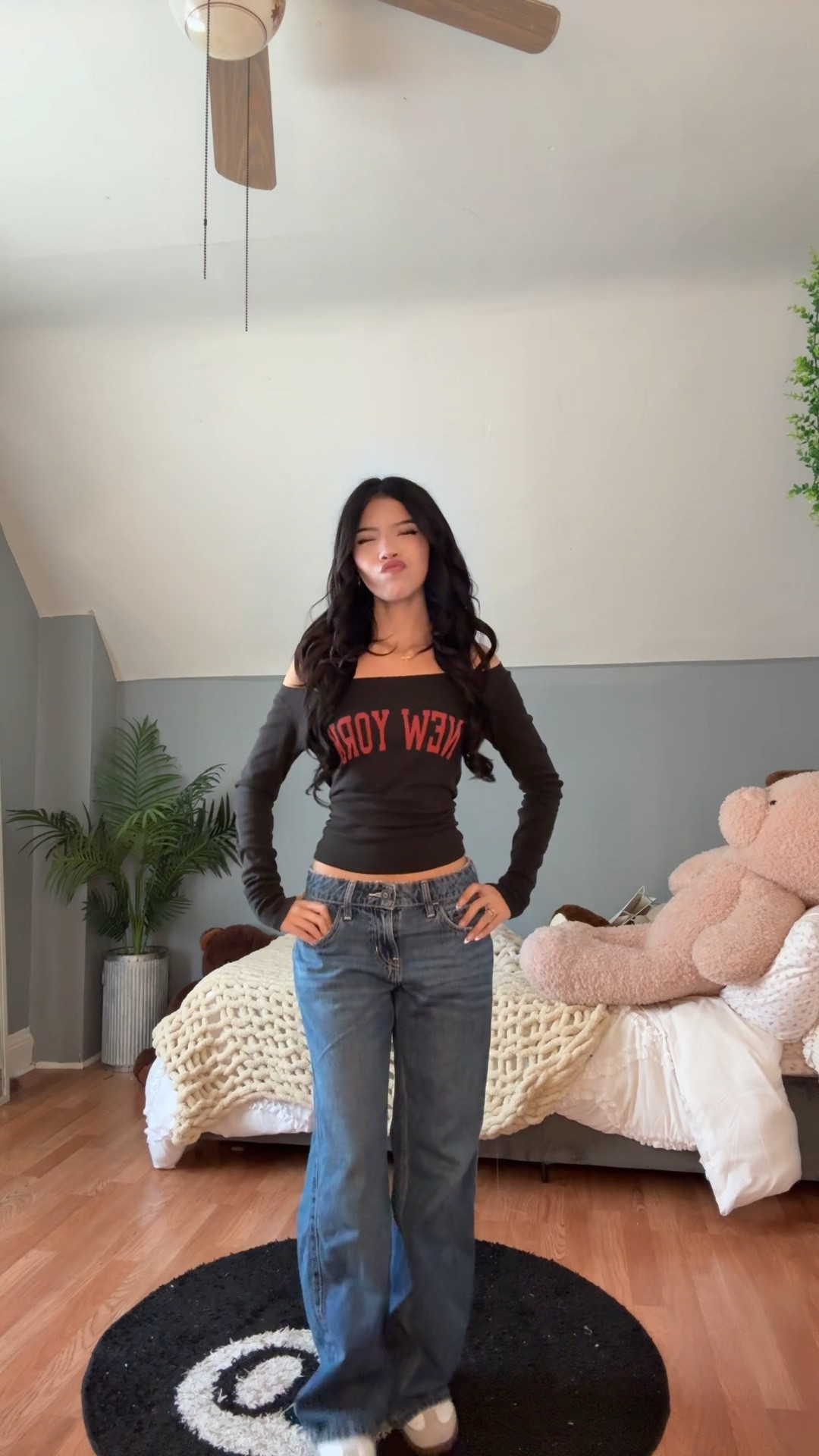 low rise jeans 4lifee💕

#LTKStyleTip #LTKSeasonal #LTKVideo