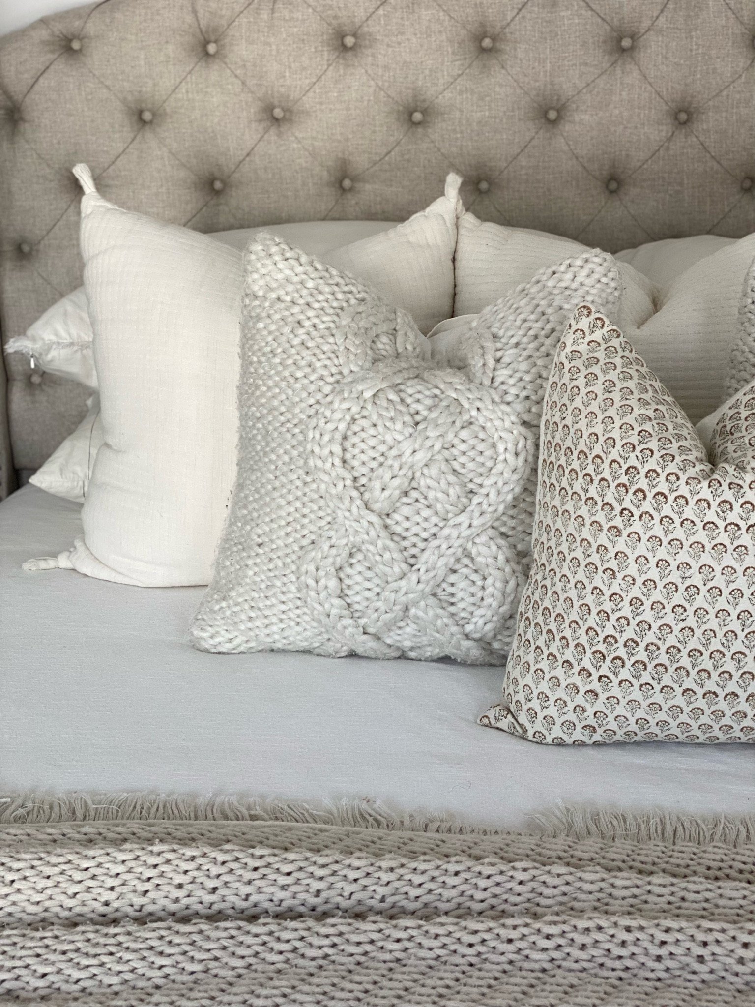 Neutral bedroom layers

#LTKstyletip #LTKhome