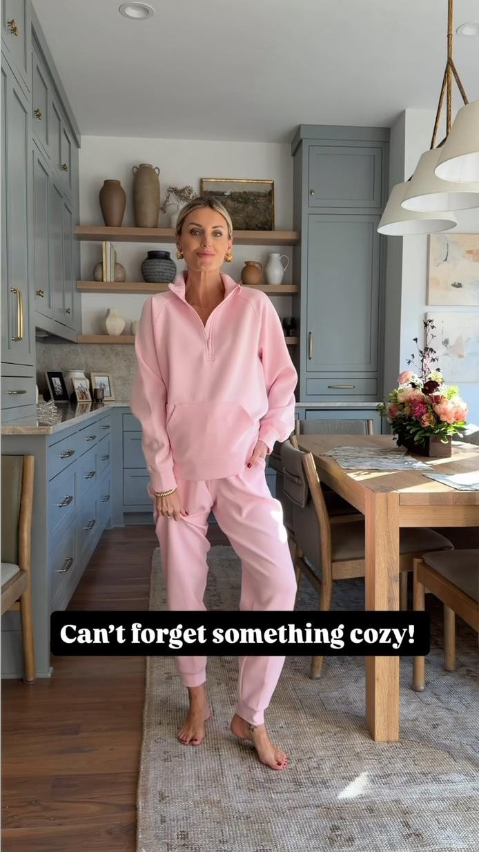 I just got this pink lounge set this week from Target! I love this color! It’s so comfortable and perfect to wear on Thanksgiving if you don’t dress up! I know I will be in loungewear this year! Wearing size M!

Loverly Grey, Target, loungewear, lounge set, matching set, Thanksgiving outfit 

#LTKHoliday #LTKSeasonal