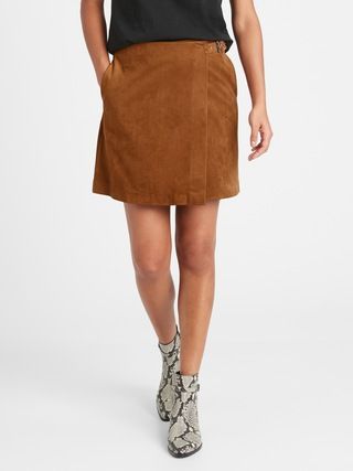 Vegan Suede Wrap Mini Skirt | Banana Republic (US)