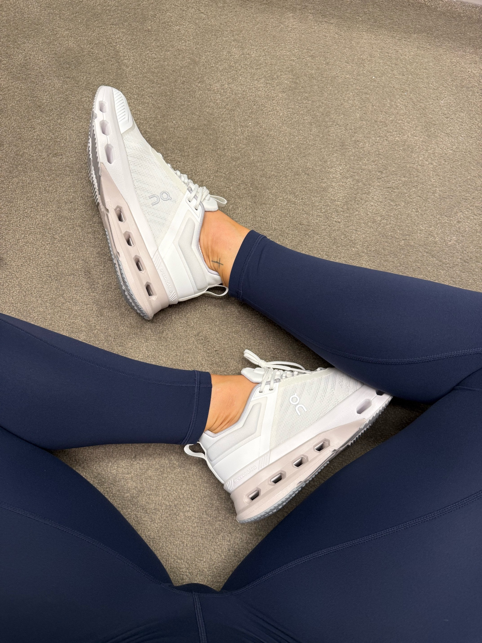 On clouds on sale!

#LTKootd #LTKActive #LTKfitnessgoals