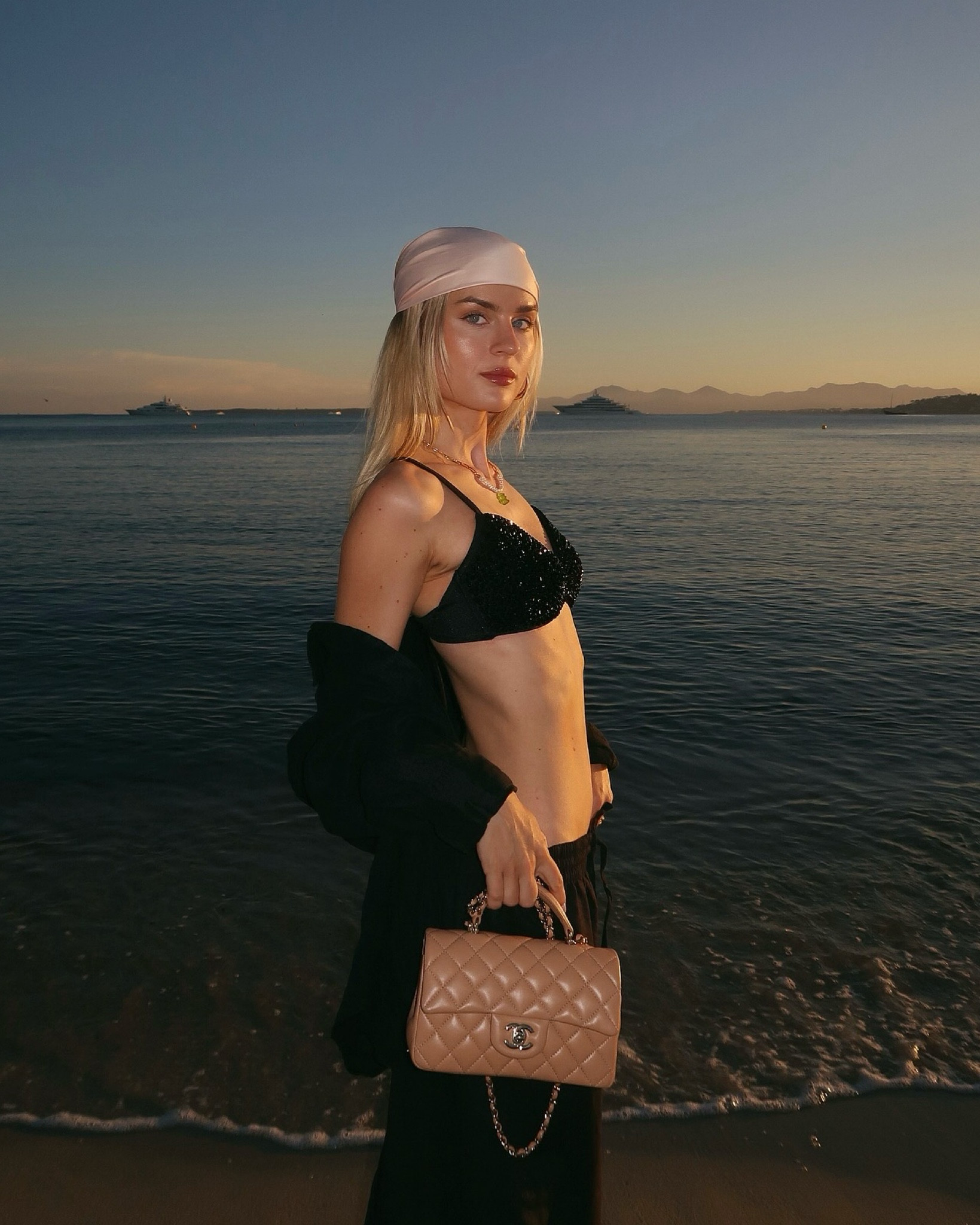 Nizza at Night 💫🌊

#LTKeurope