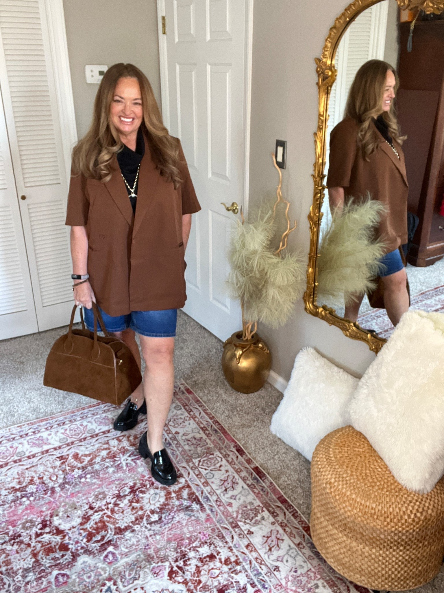 A fun double breasted blazer that is short sleeves! 

#LTKgrwm #LTKootd #LTKWorkwear