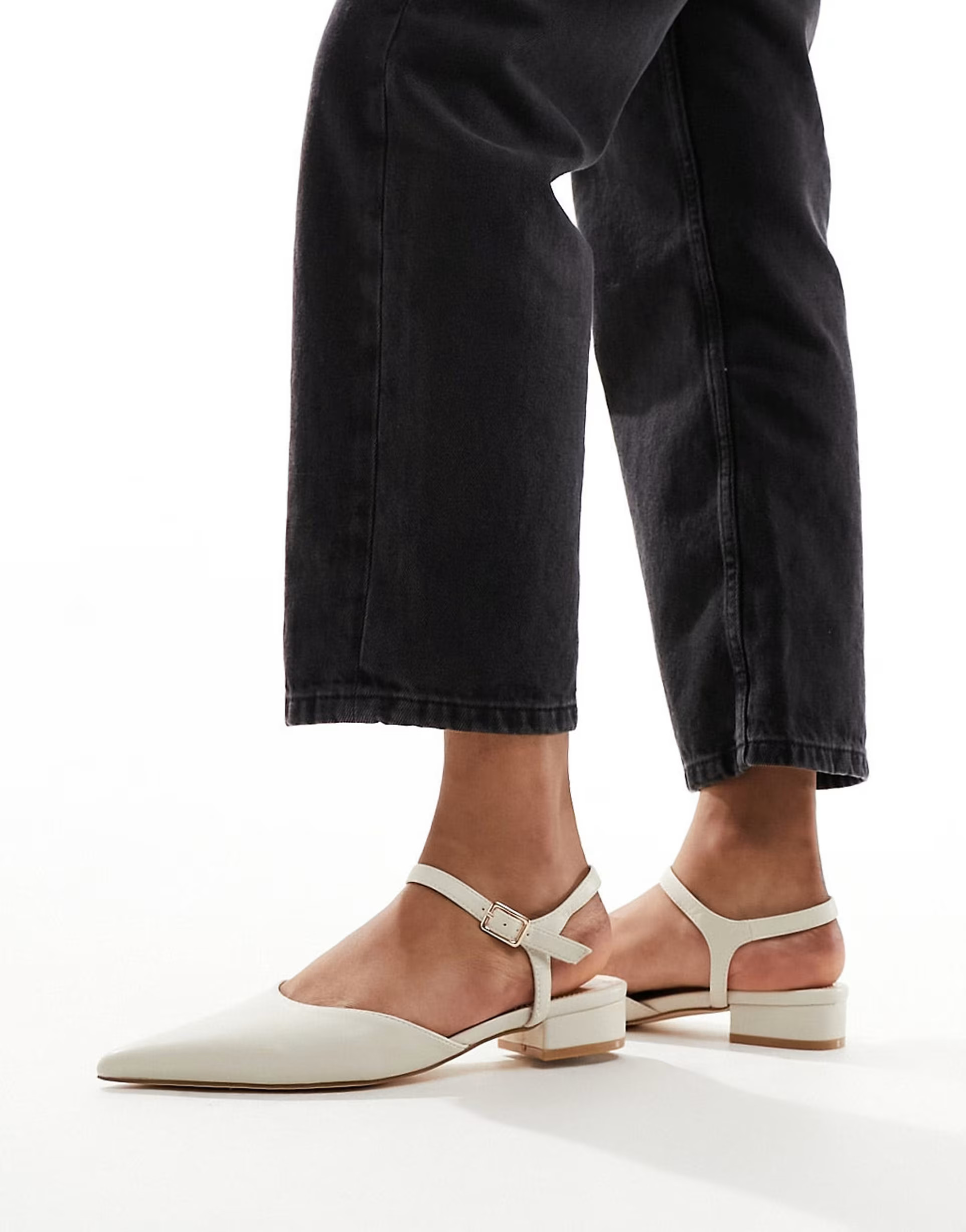 Truffle Collection pointed heeled mules in beige | ASOS | ASOS (Global)
