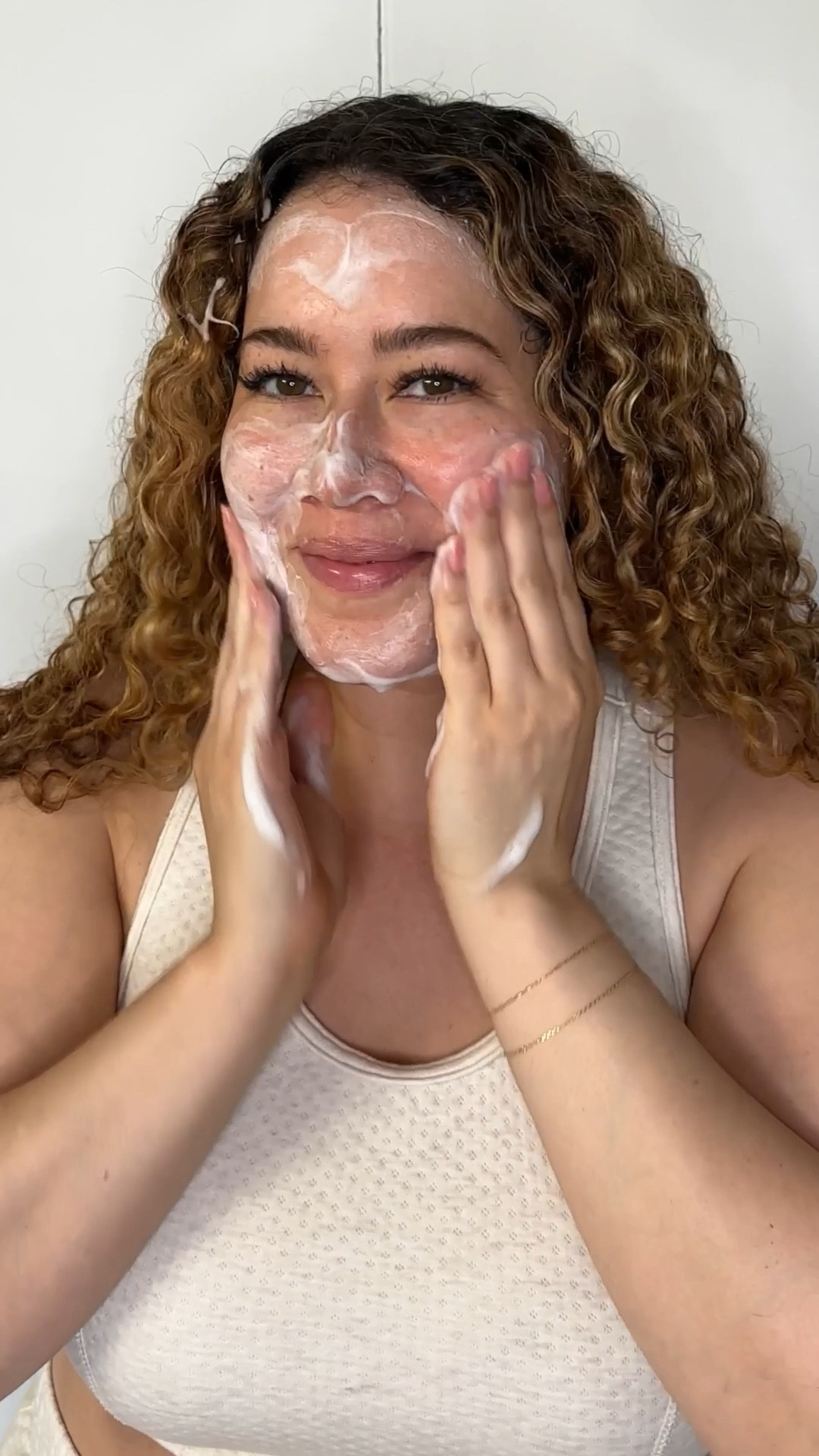 🌟 Get ready to glow like never before! ✨ #ad Say goodbye to the complicated routines and hello to the power of simplicity with skincare essentials made to boost your routine. Meet your skin's new best friends: the Gentle Foamy Cleanser, the Peptide Balancing Toner, and the HA Collagen Boosting Cream. Ready to transform your skincare game? Let's do this! ✨✨ Psst... Shop now using code [LEAURA] for 10% off your purchase! 👉 I've linked all my @anskinandbeauty favorites in my LTK Shop, so you can go shop directly from there! 
@Shop.LTK #liketkit 


#LTKover40 #LTKbeauty #LTKFind