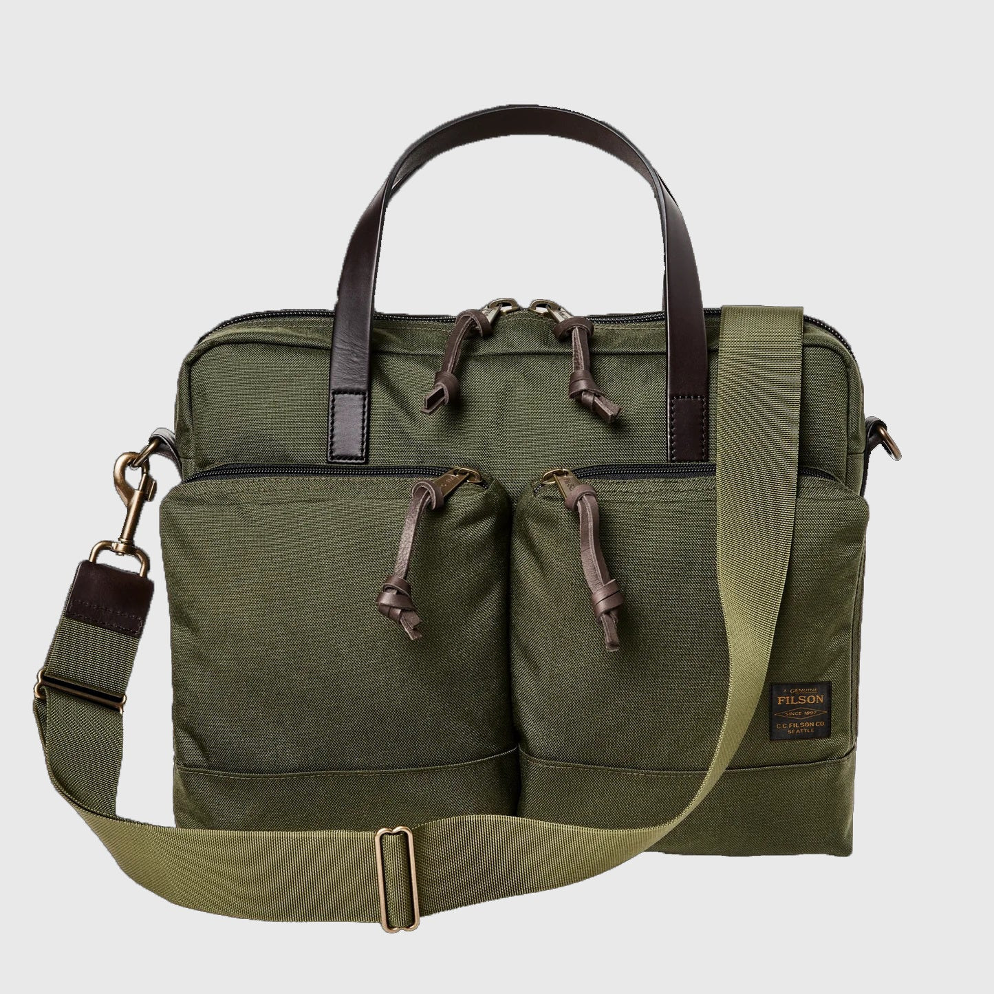 FILSON
                      
                     Dryden Briefcase | Saint Bernard