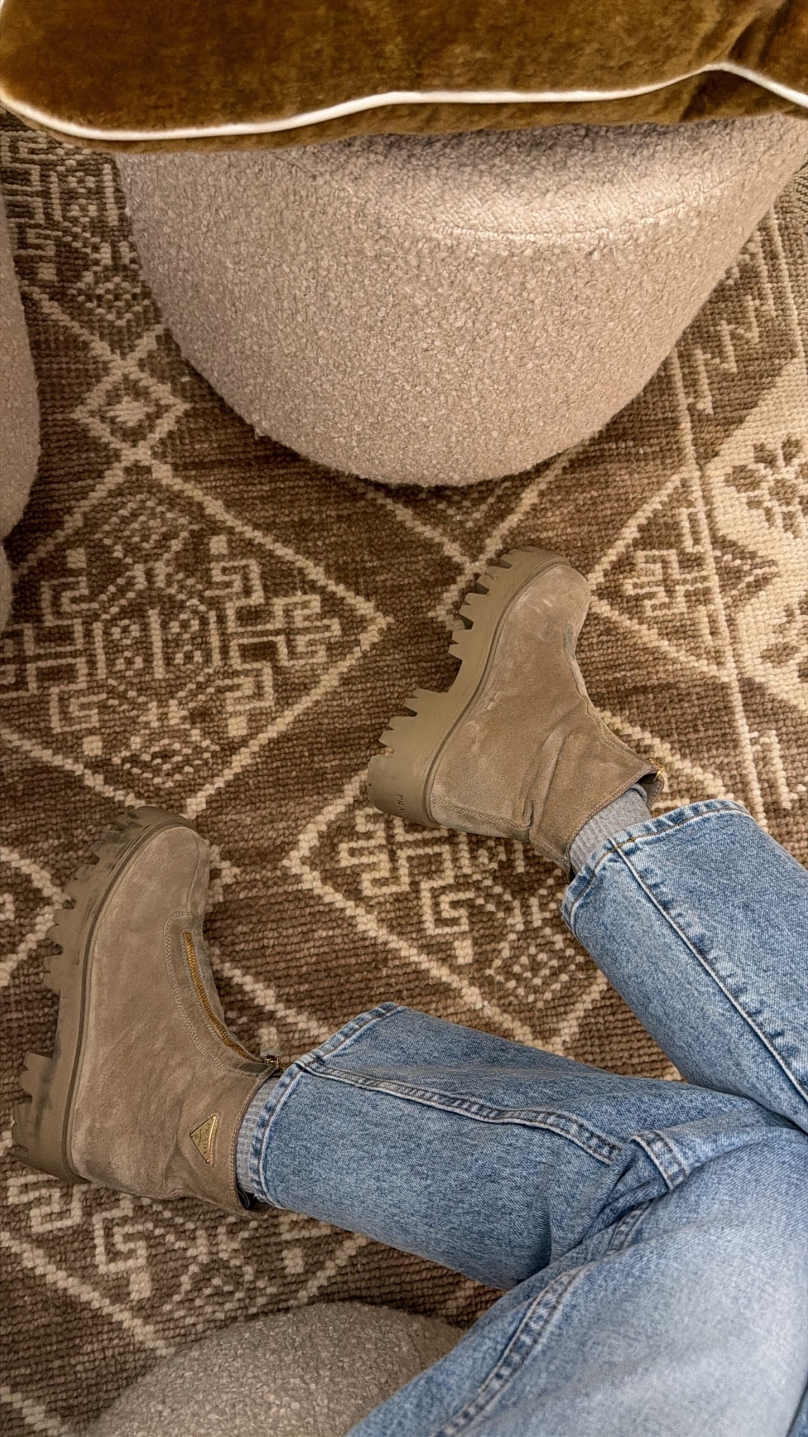 What I’m wearing in Utah! 


Women’s fashion, winter fashion, winter style, winter outfits, winter outfit inspo, winter ootd, trendy fashion, chic style, ski outfits, snow outfits, Utah outfit inspo, snow outfit inspo, snow outfit ideas




#LTKOver40 #LTKootd #LTKgrwm