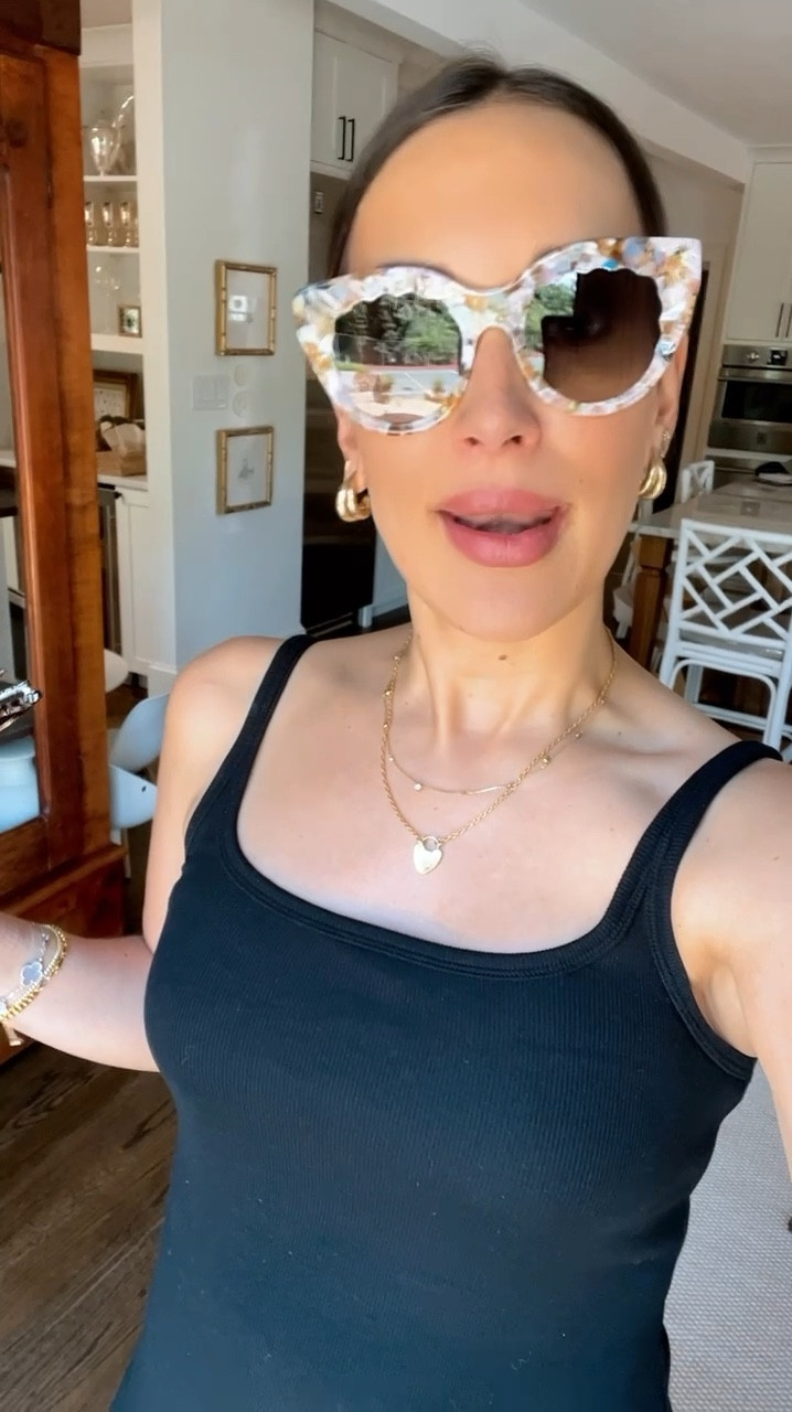 LOVING this krewe sunglasses
