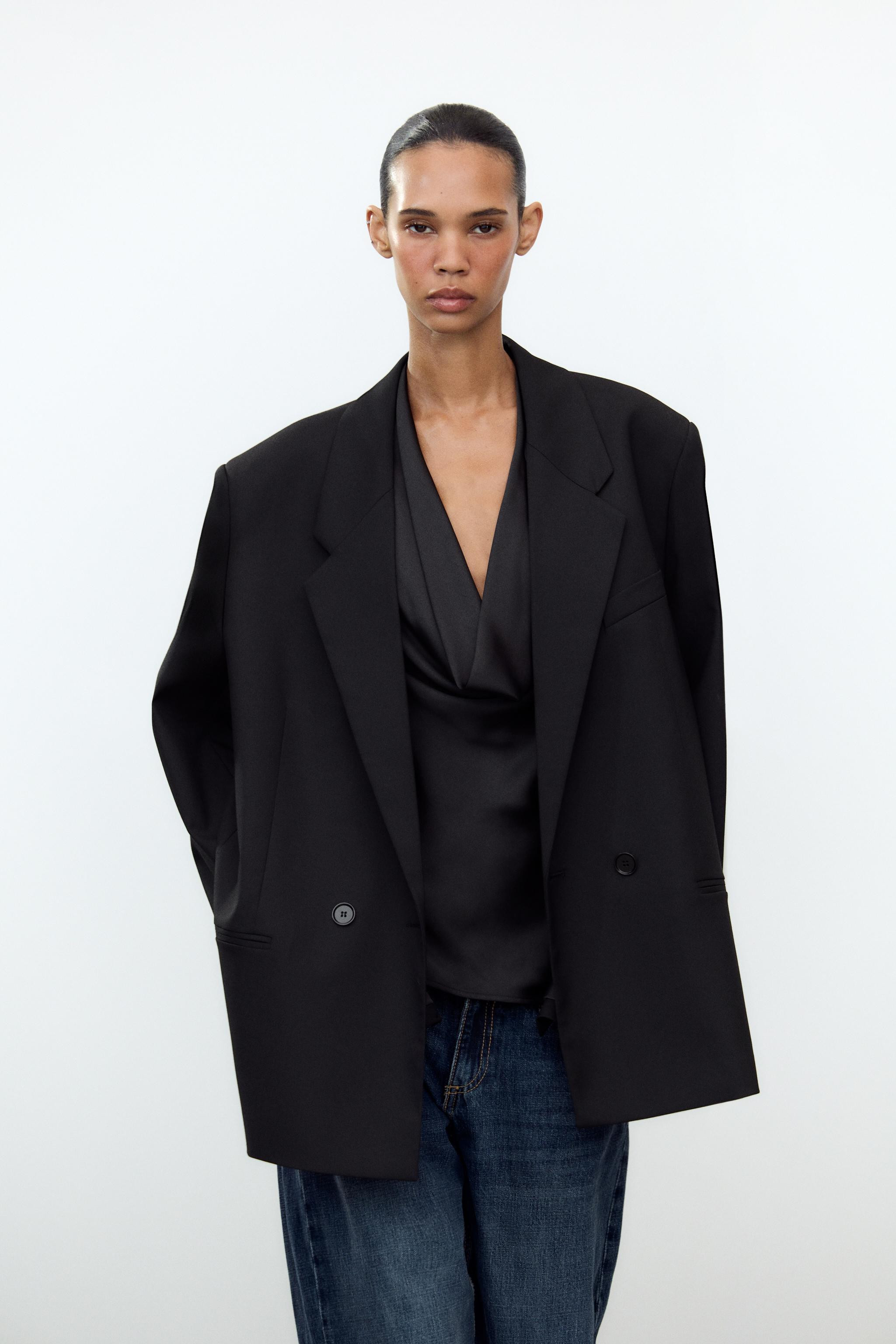 OVERSIZED DOUBLE BREASTED BLAZER$ 89.90-40%$ 53.94Black | 1255/729/800Add to cartAddOversized bla... | Zara US
