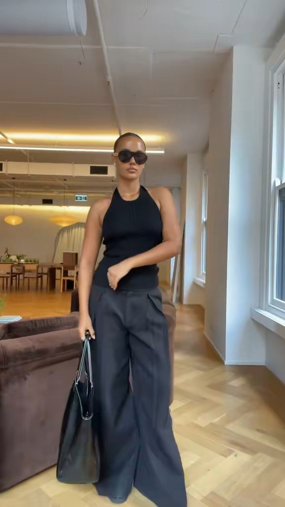 all black fit 

#LTKworkwear #LTKstyletip #LTKaustralia