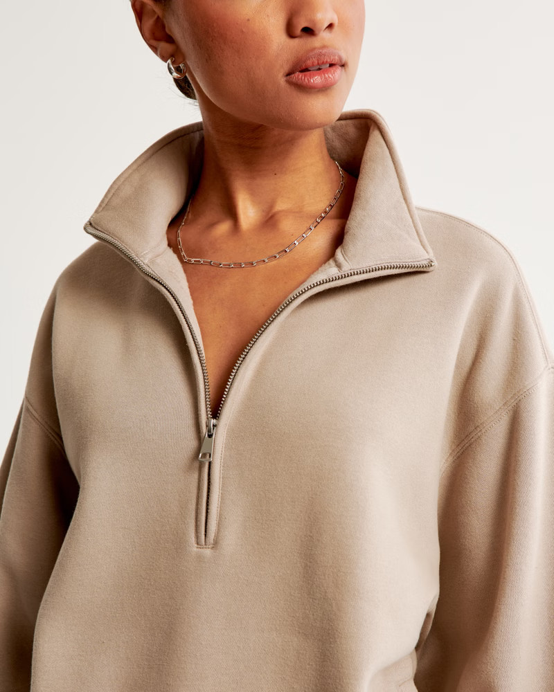 Essential Vintage Sunday Half-Zip | Abercrombie & Fitch (US)