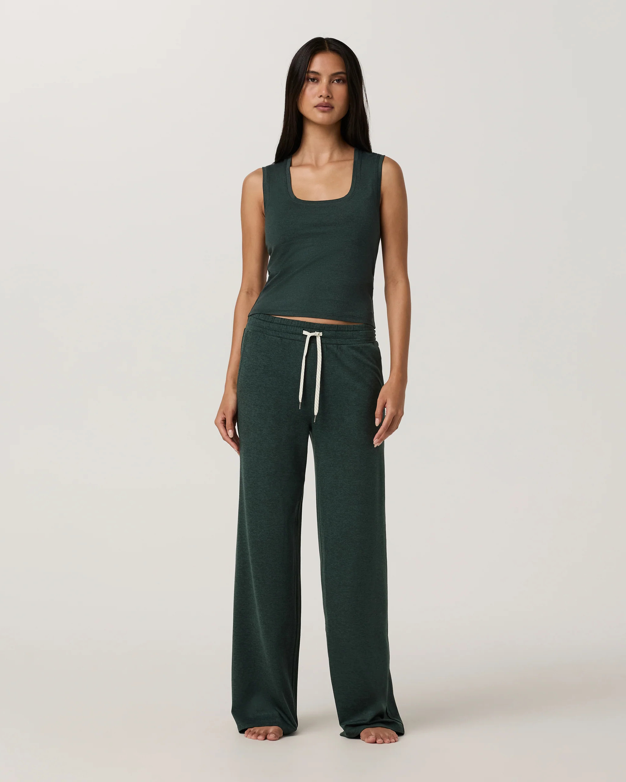 Halo Essential Scoop Tank | Vuori Clothing (US & Canada)