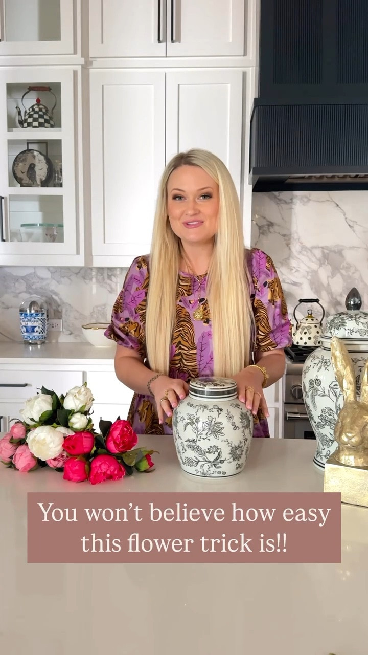 Floral arrangement hack!!


Faux flowers, home decor, spring home decor, spring vase, spring florals, spring floral arrangement 

#LTKStyleTip #LTKSeasonal #LTKWatchNow