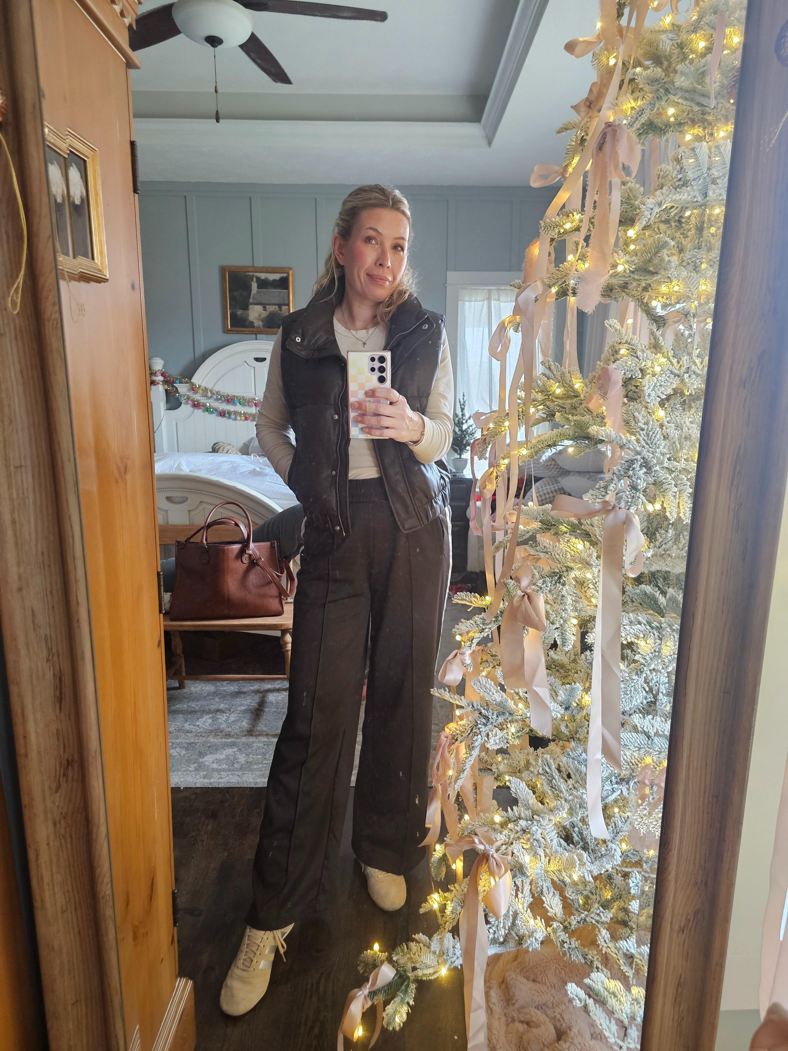 OOTD for errands to Target and the mall

#LTKootd #LTKmomlife #LTKOver40