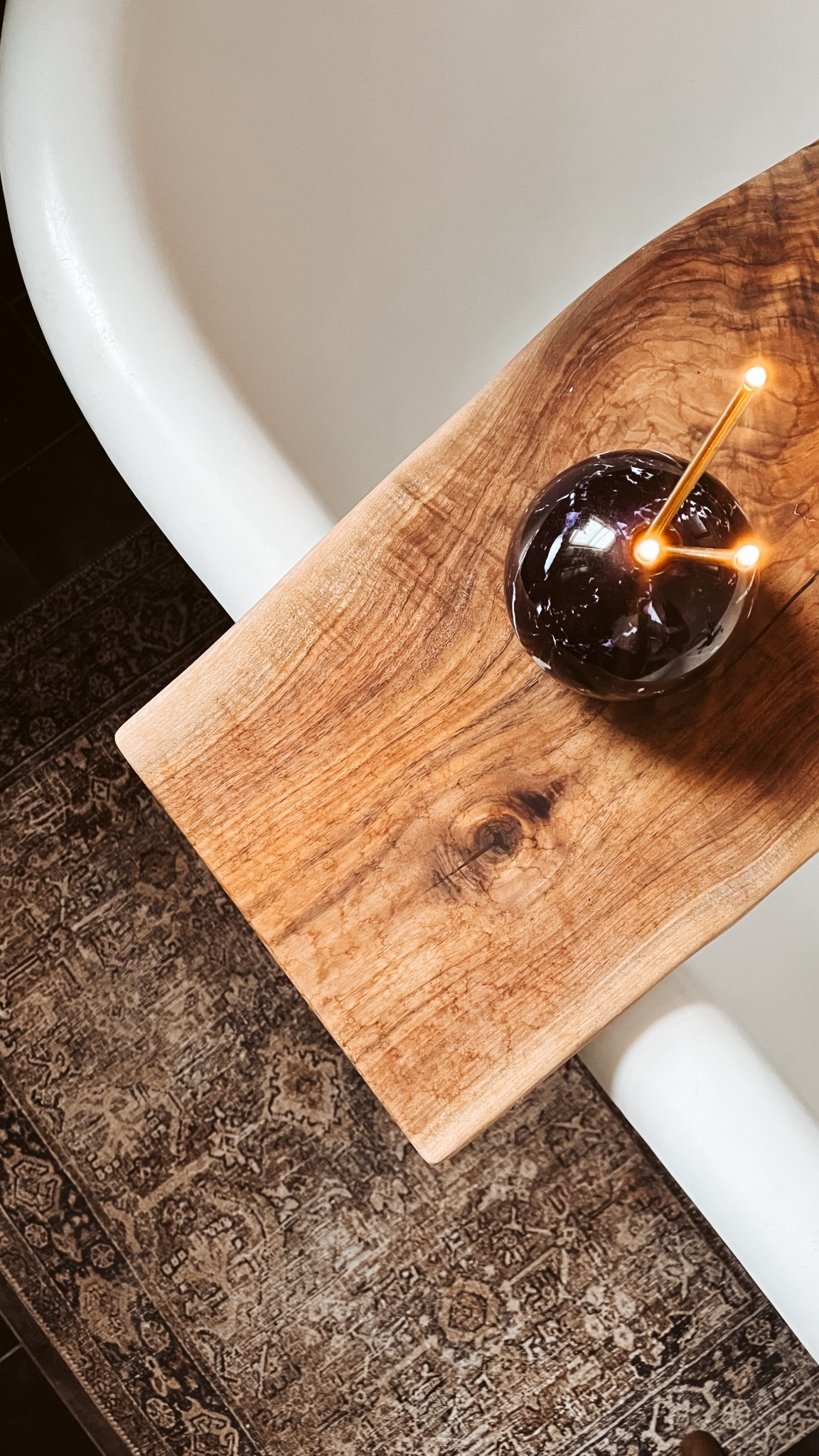 Just a quick moment for my bathtub. If I didn’t know better, I would have sworn it was refinished! After years of stains in this old clawfoot tub, this non-toxic cleaner completely took them away! Seriously mind blown! 🤯 

#LTKHome #LTKFindsUnder50